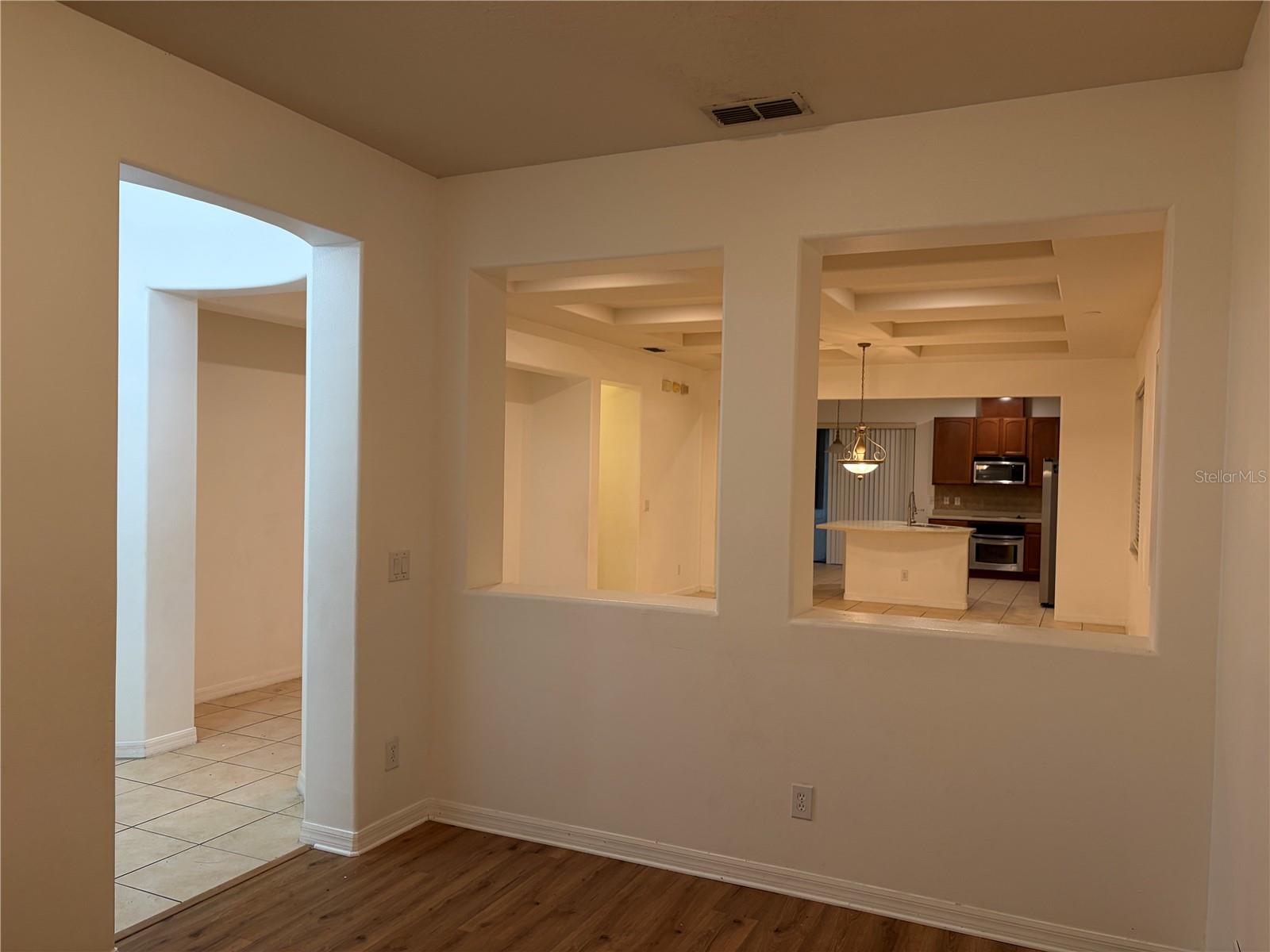 20311 CHESTNUT GROVE DR — photo 16