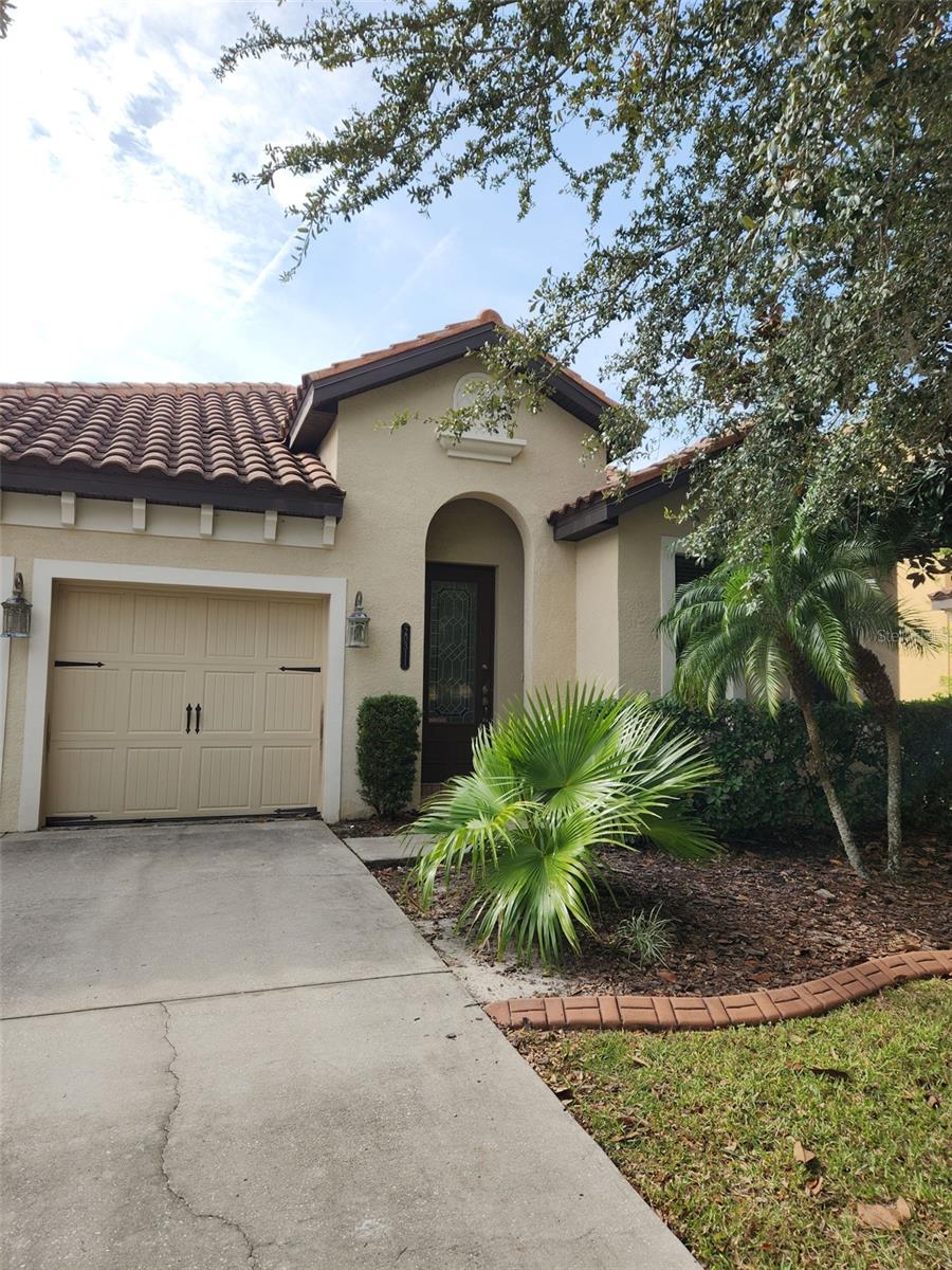 20311 CHESTNUT GROVE DR — photo 2