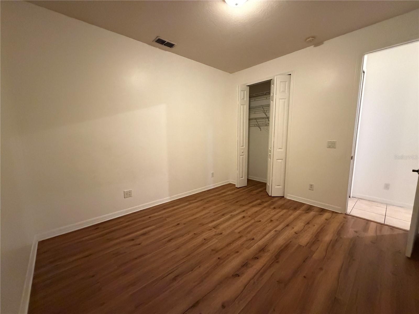 20311 CHESTNUT GROVE DR — photo 27