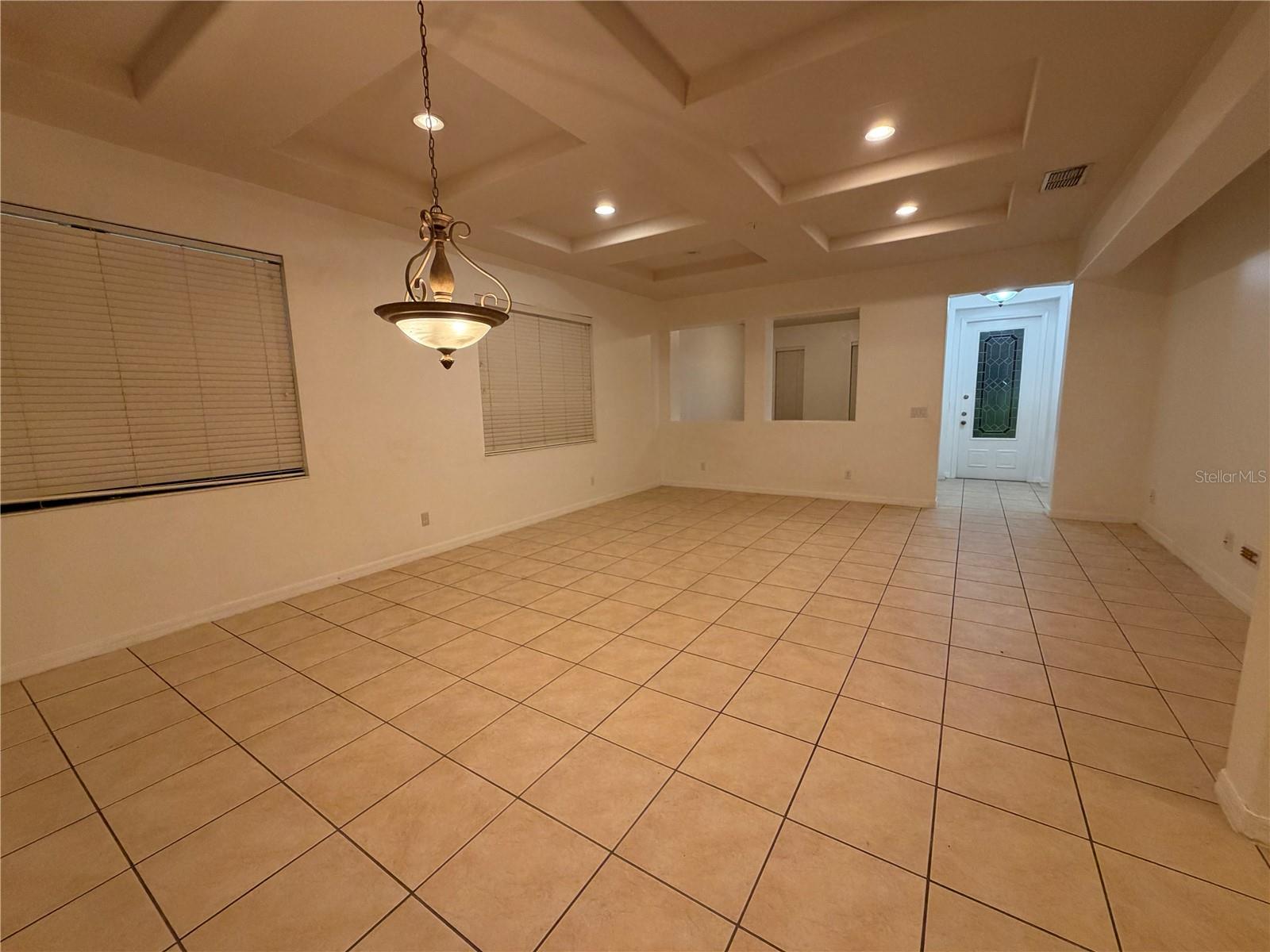 20311 CHESTNUT GROVE DR — photo 13