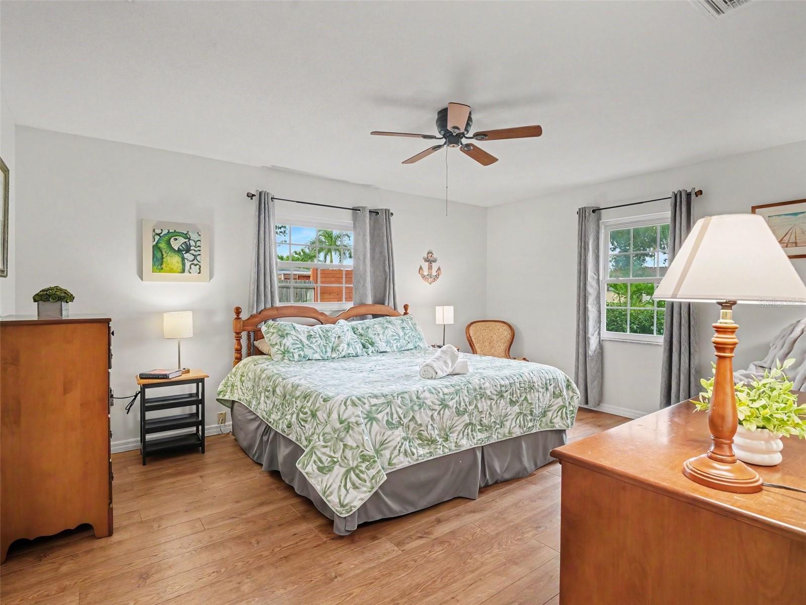 1110 DE NARVAEZ AVE — photo 22