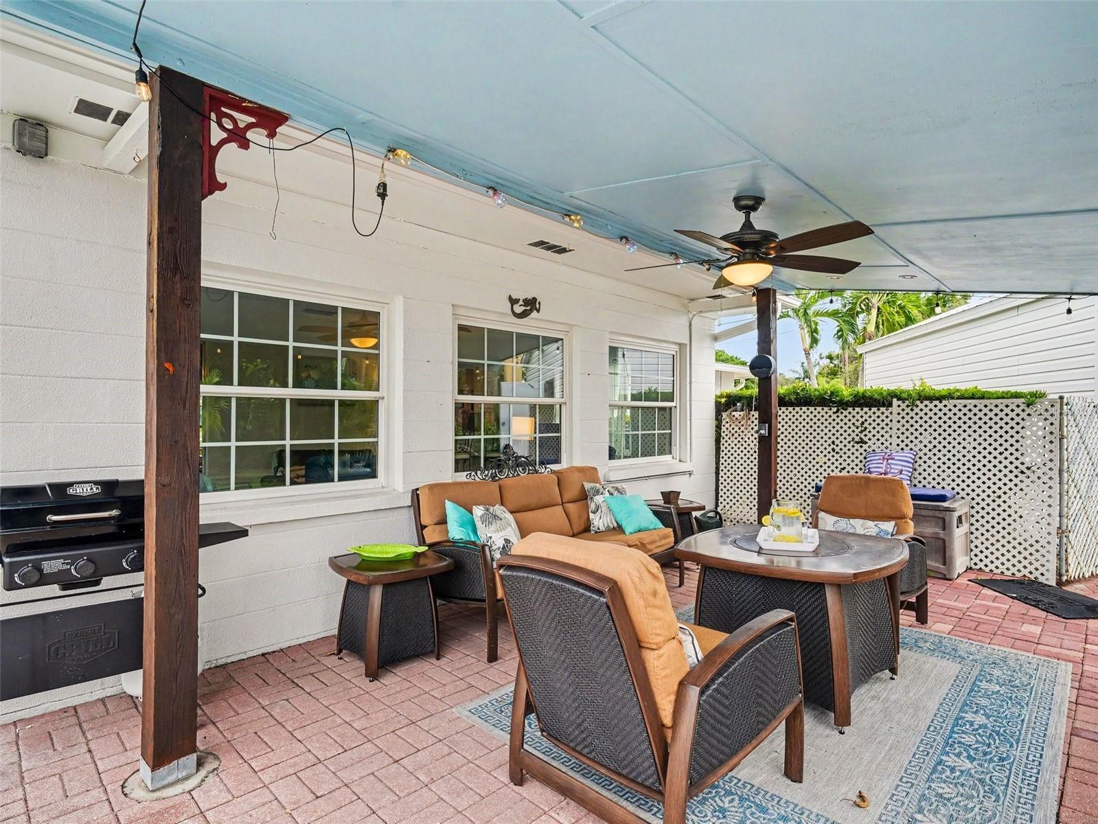 1110 DE NARVAEZ AVE — photo 32