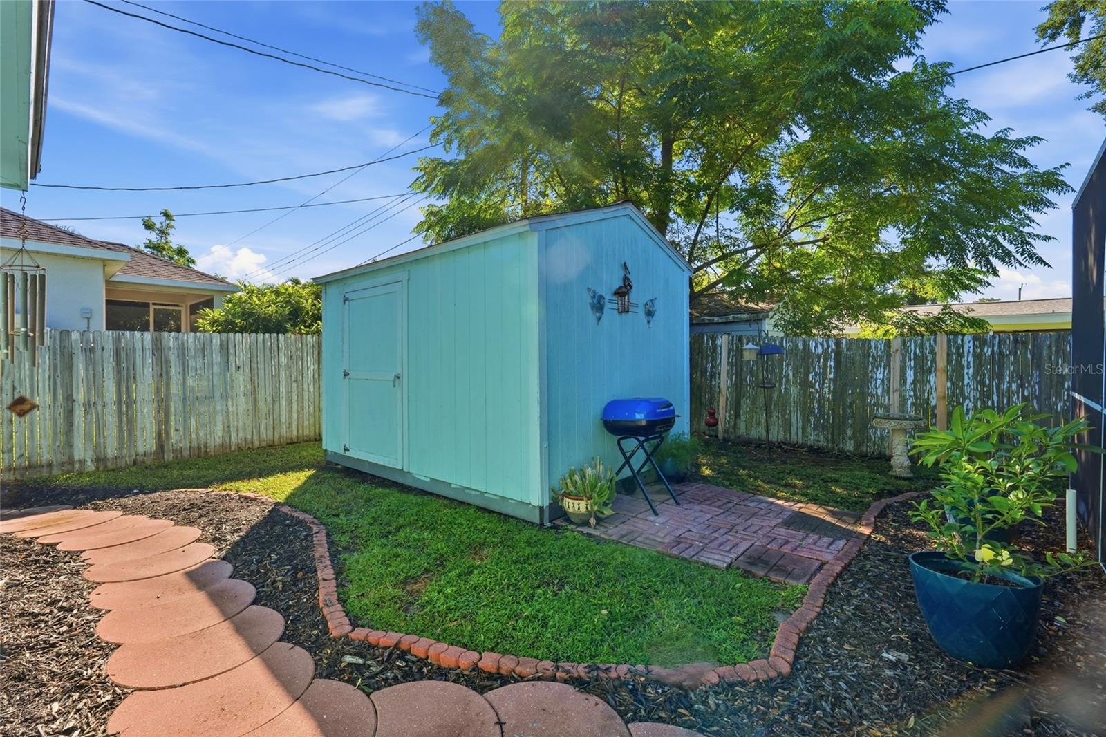 630 DARWIN RD — photo 4