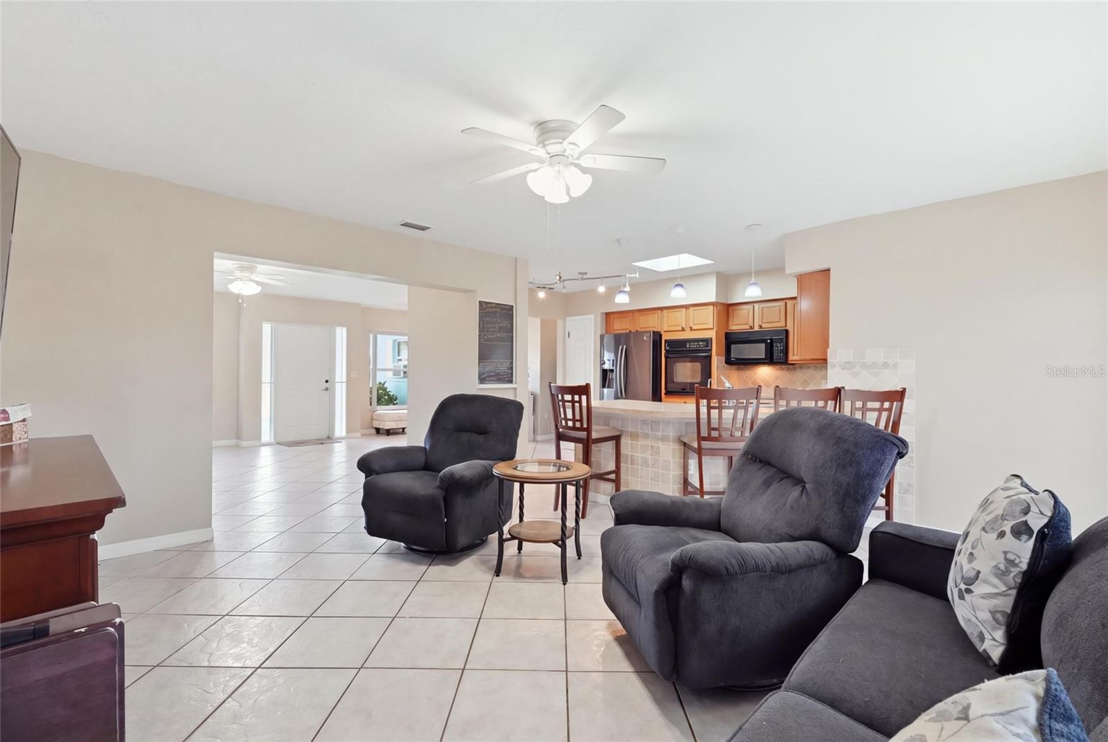 630 DARWIN RD — photo 10