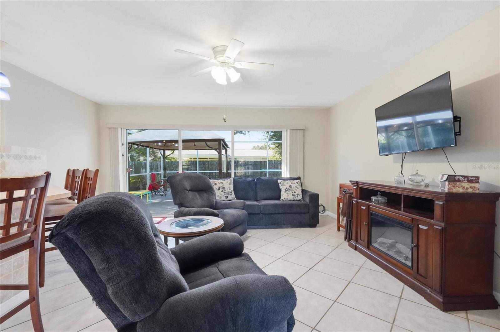 630 DARWIN RD — photo 9