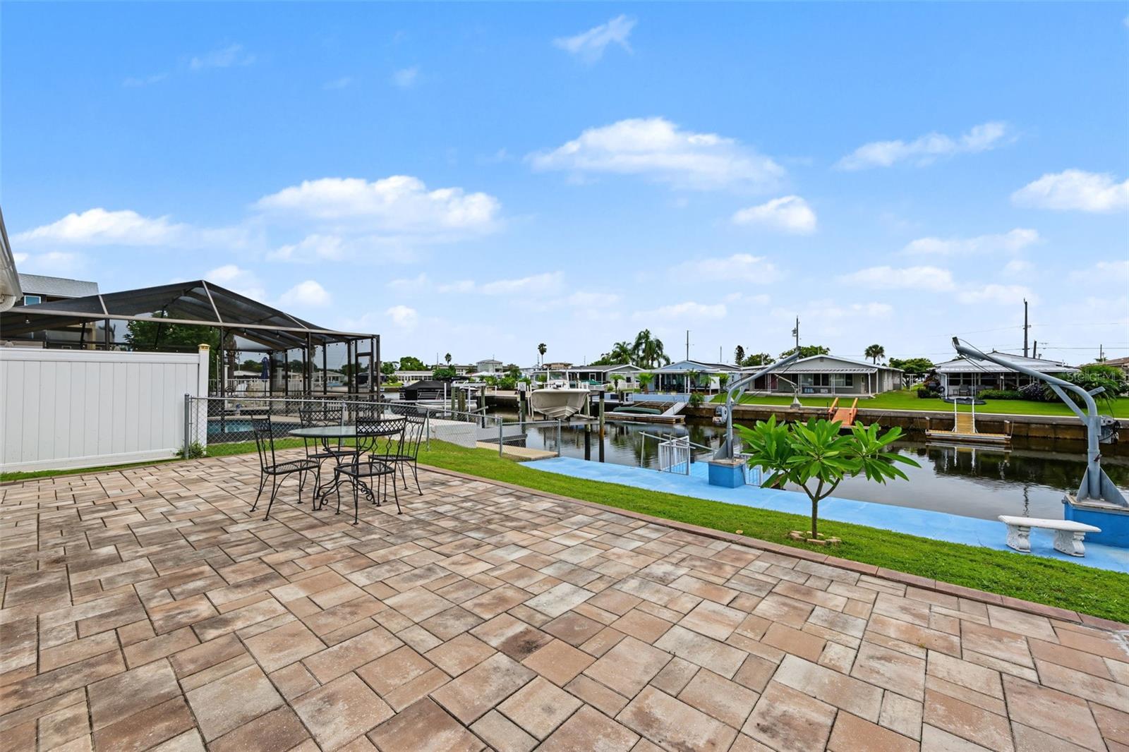 5106 BLUE HERON DR — photo 32
