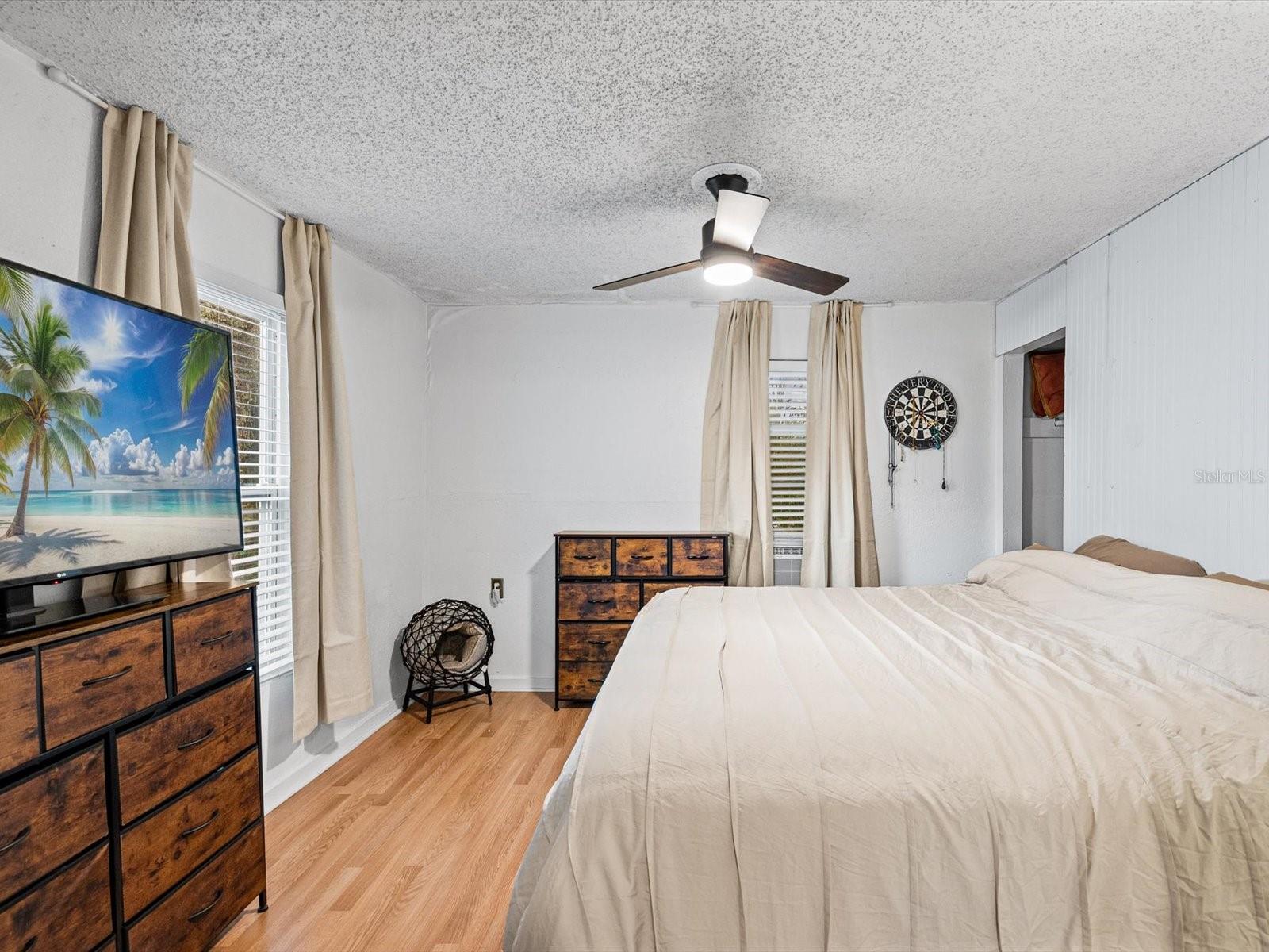 910 E ESKIMO AVE — photo 6