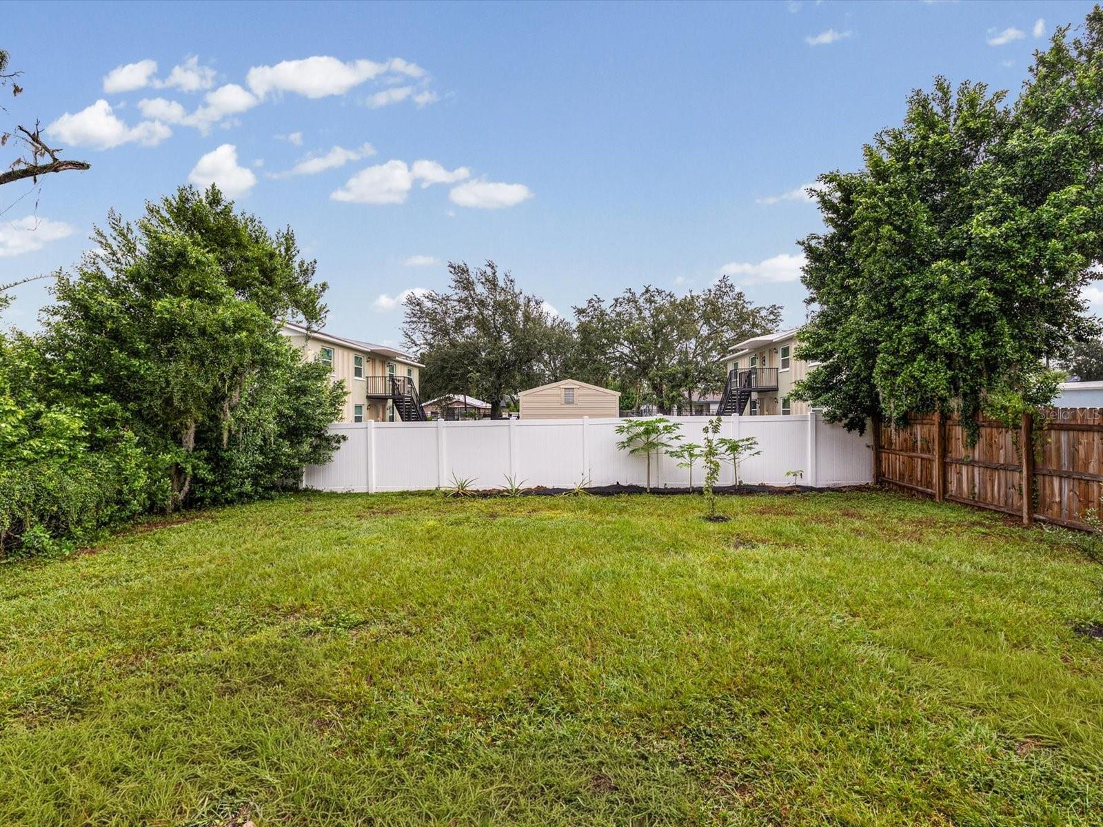 910 E ESKIMO AVE — photo 26