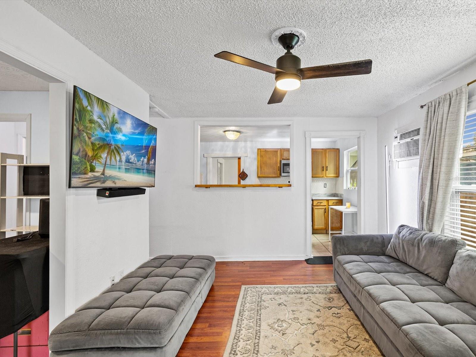 910 E ESKIMO AVE — photo 13