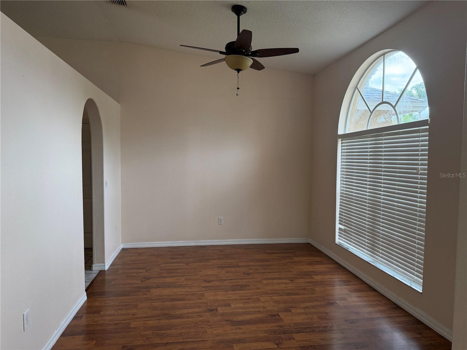 9912 KINGSHYRE WAY — photo 8