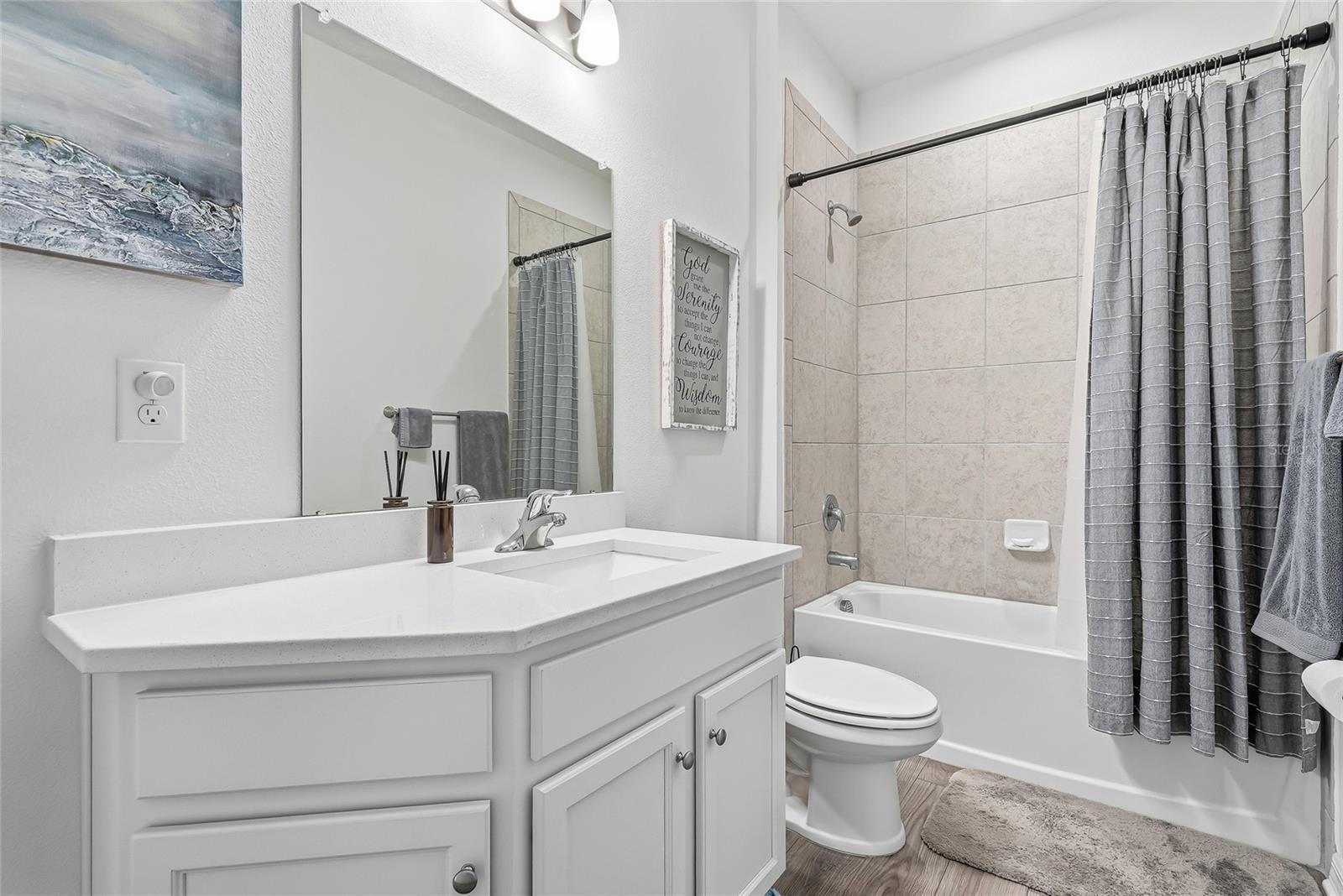5311 GAVELLA CV — photo 34