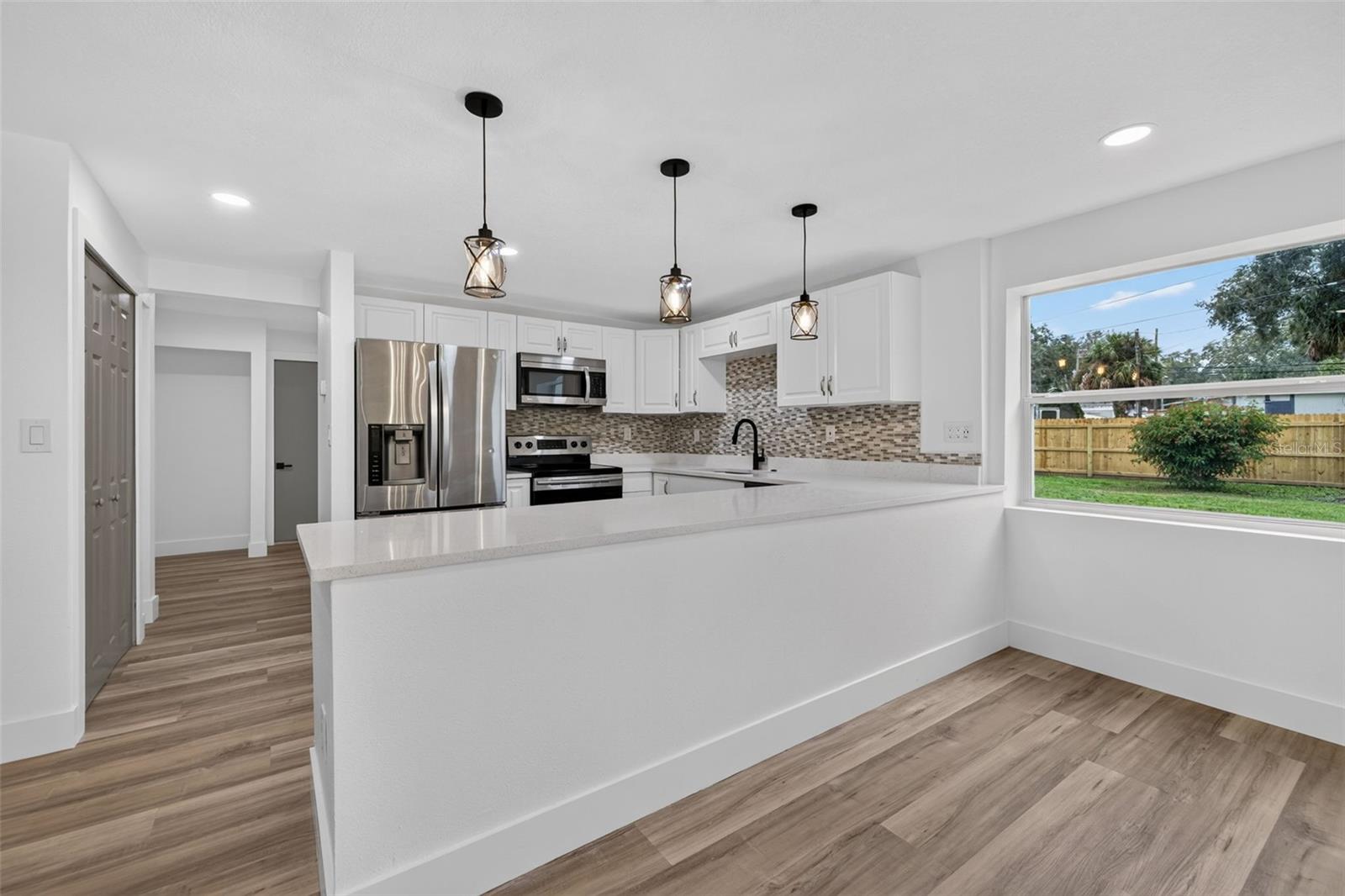 11317 SYLVAN GREEN LN — photo 5
