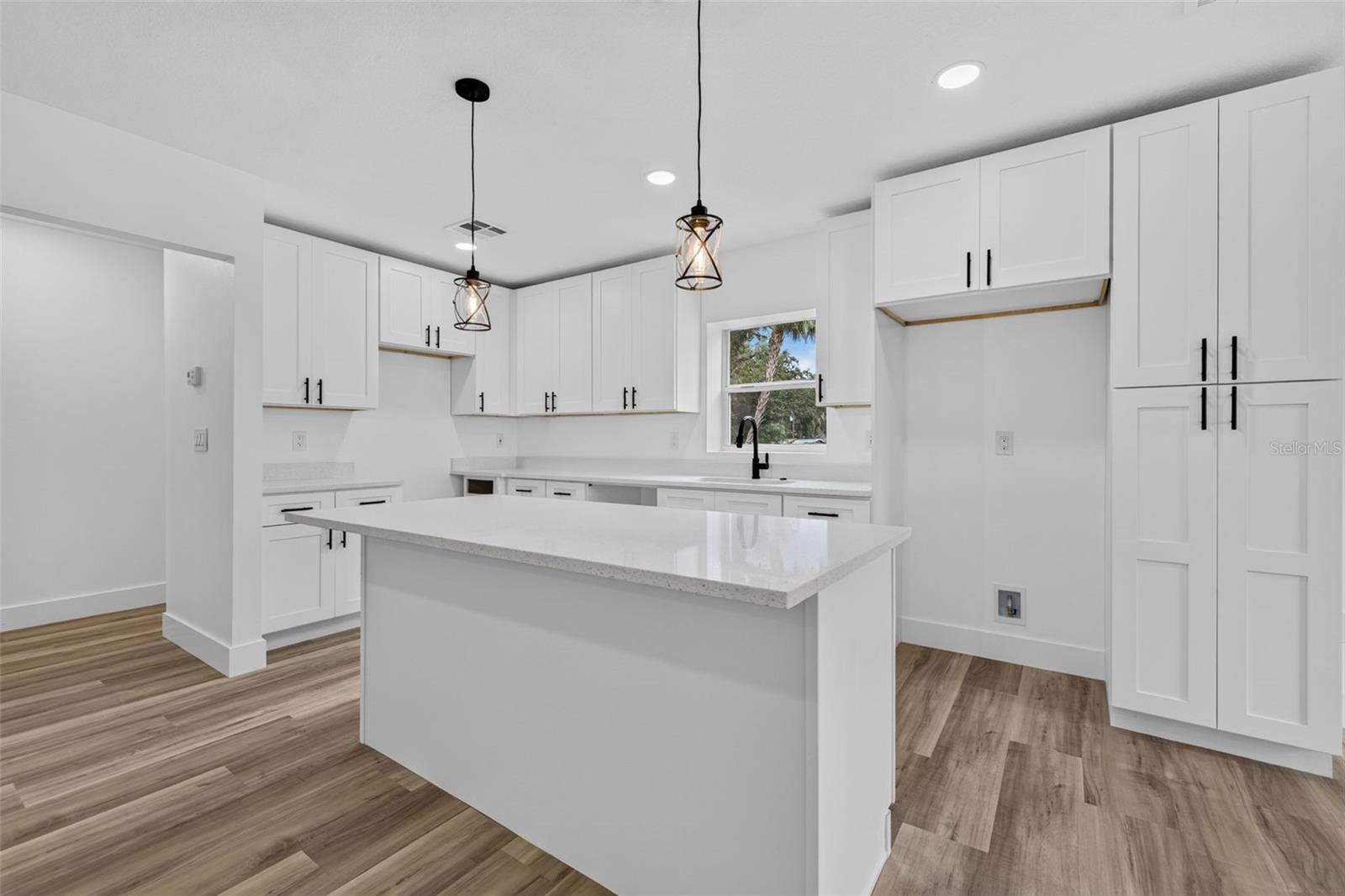 11317 SYLVAN GREEN LN — photo 22