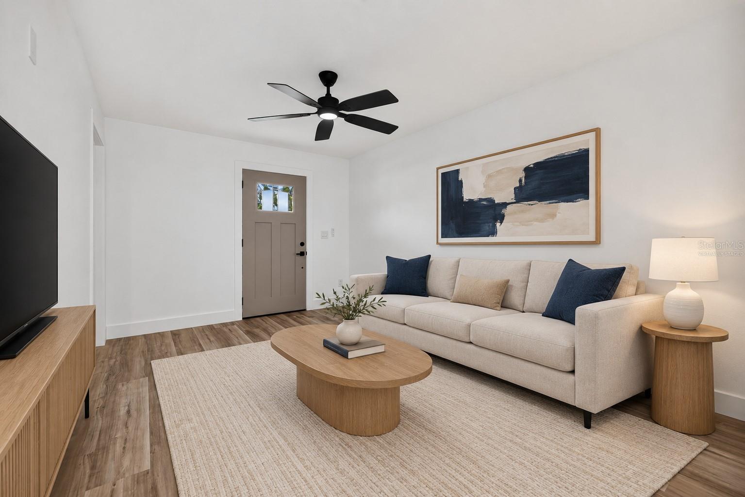 11317 SYLVAN GREEN LN — photo 3