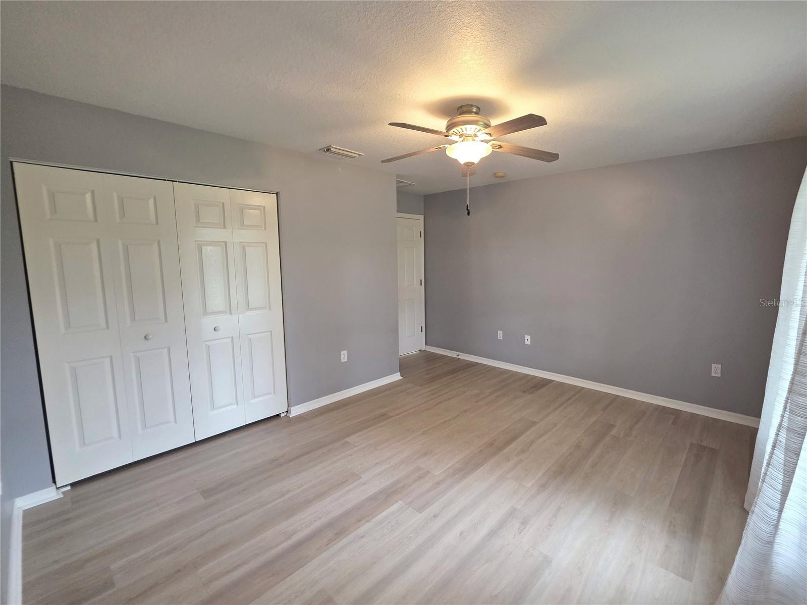 924 EUCLID — photo 17
