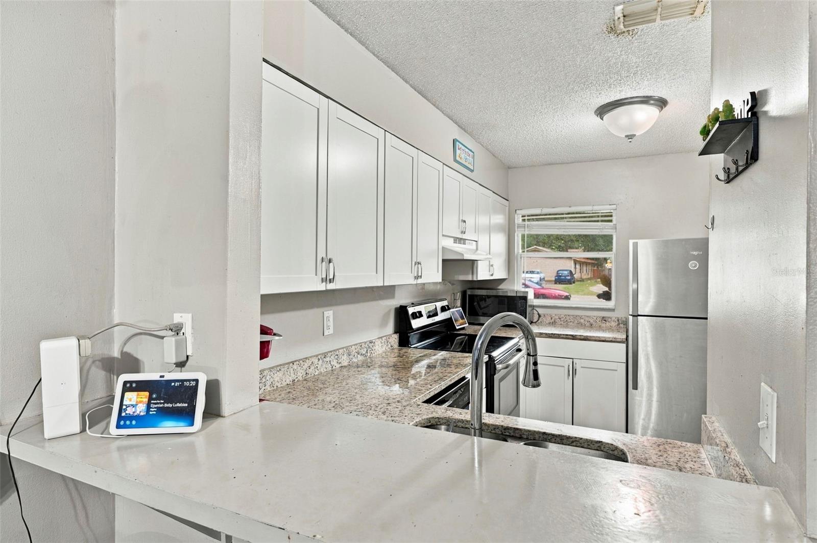 14724 SUNSET ST #3 — photo 5
