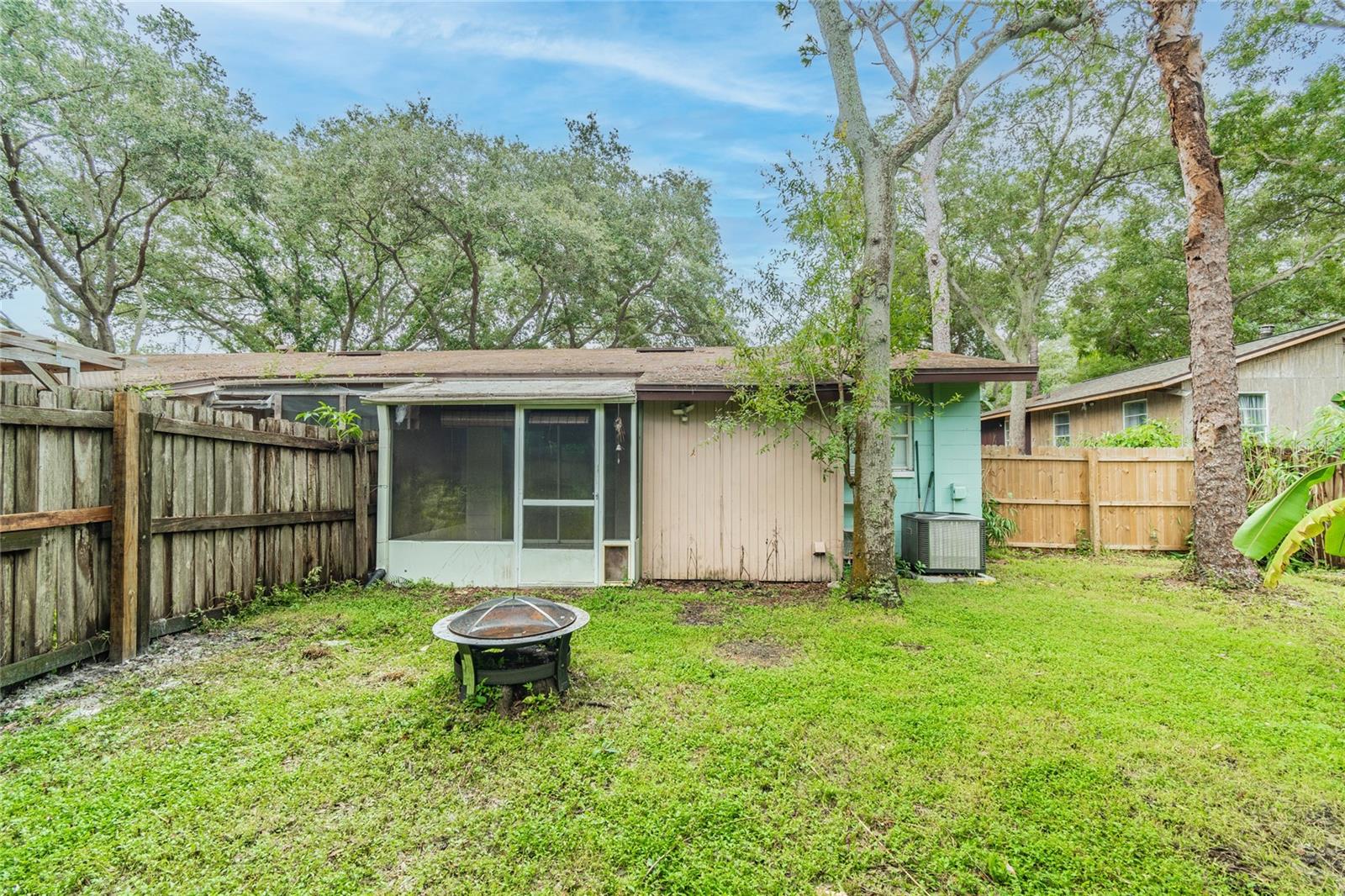 14724 SUNSET ST #3 — photo 21