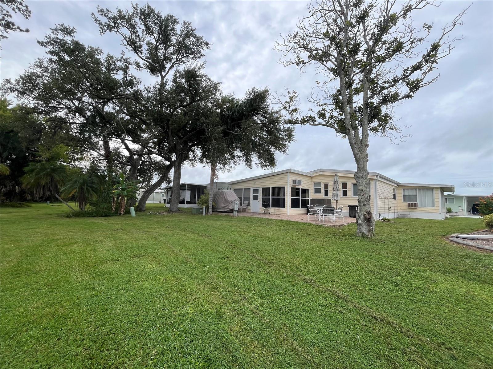 623 CERVINA DR — photo 10