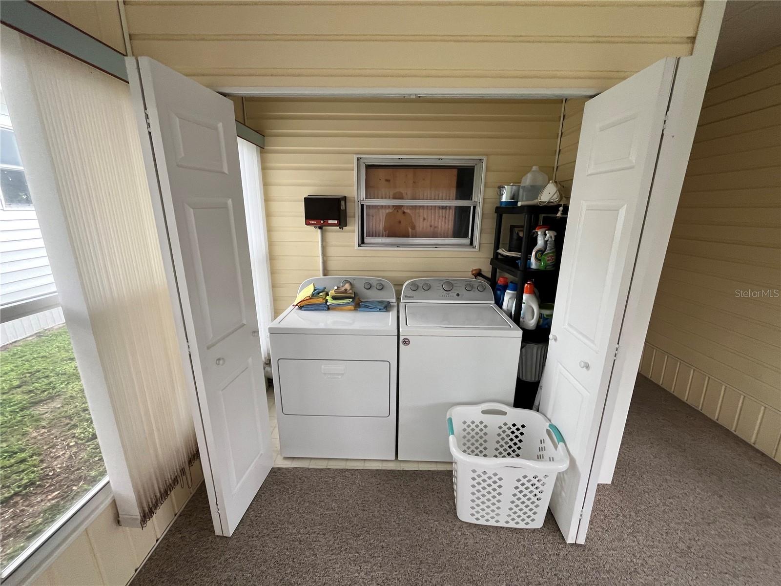 623 CERVINA DR — photo 21