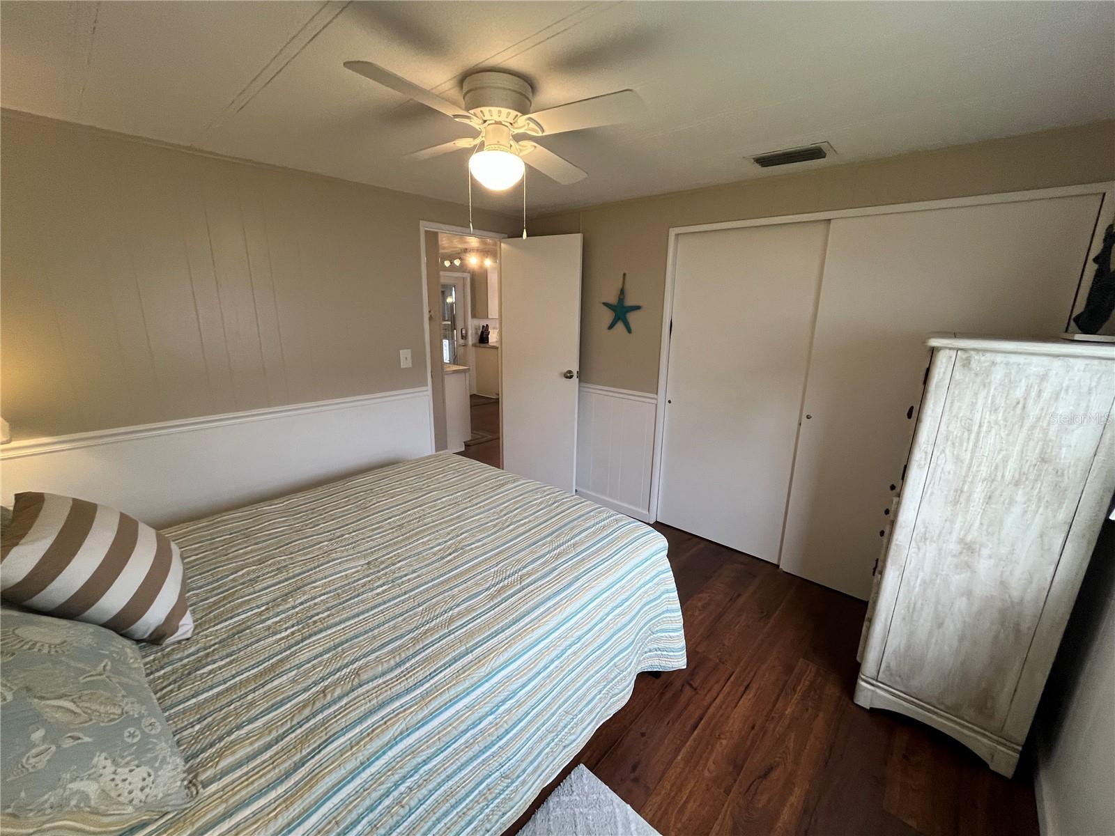 623 CERVINA DR — photo 45