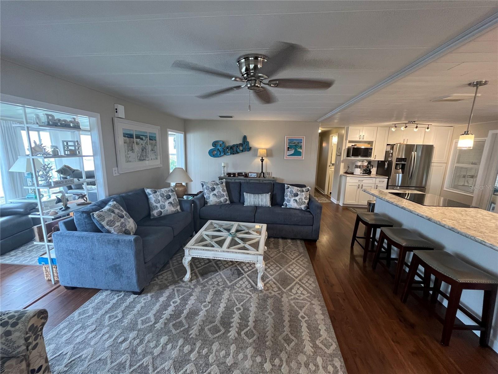 623 CERVINA DR — photo 30