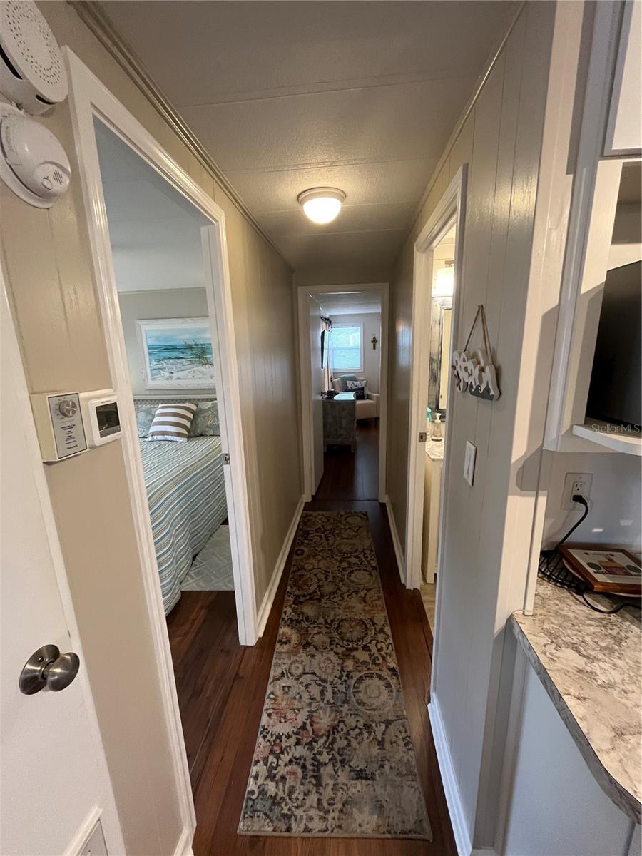 623 CERVINA DR — photo 41