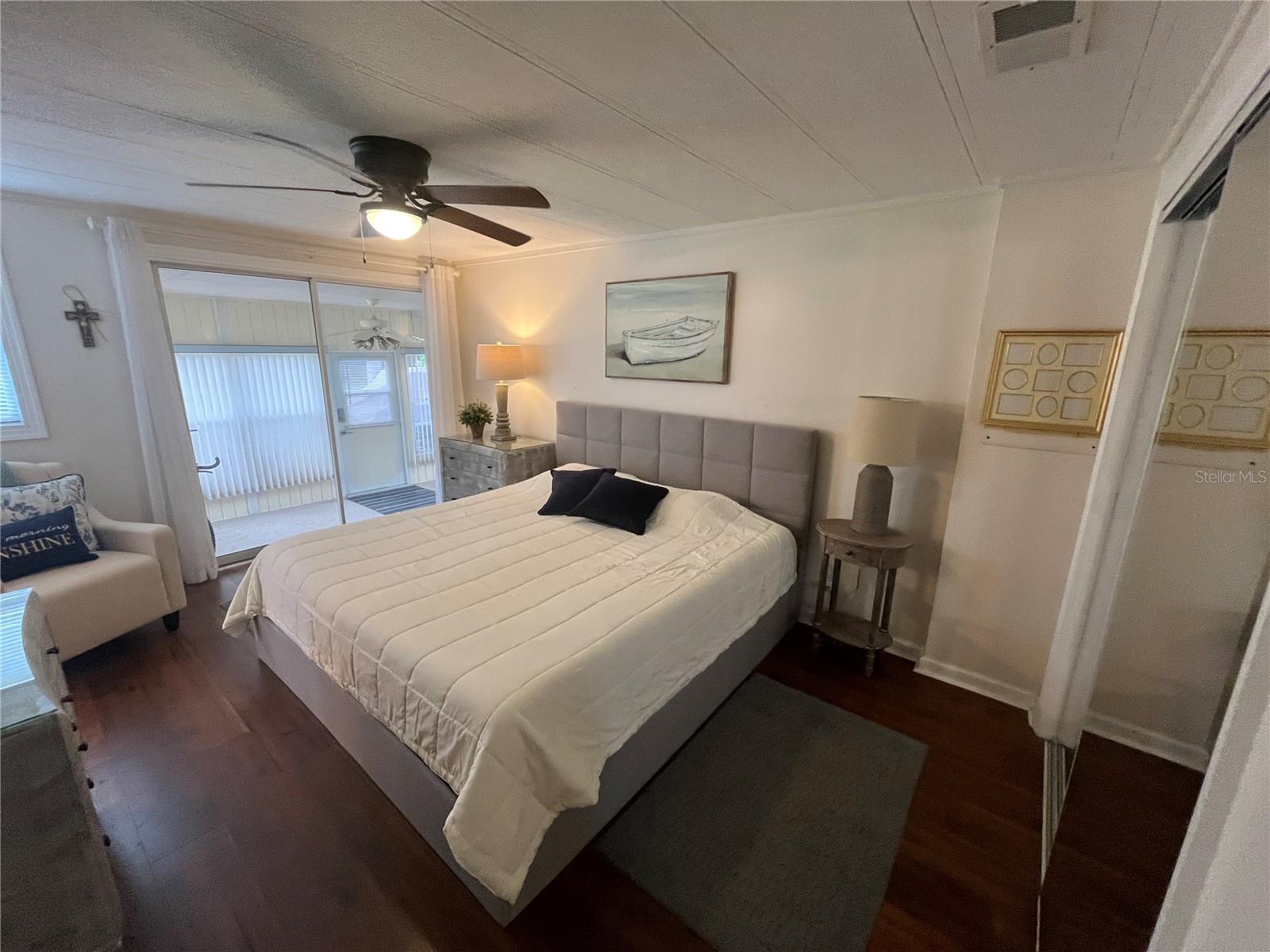 623 CERVINA DR — photo 49