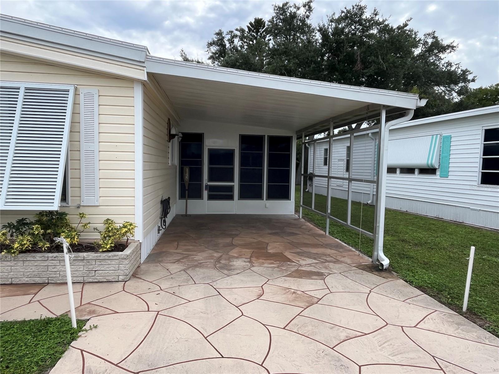 623 CERVINA DR — photo 3