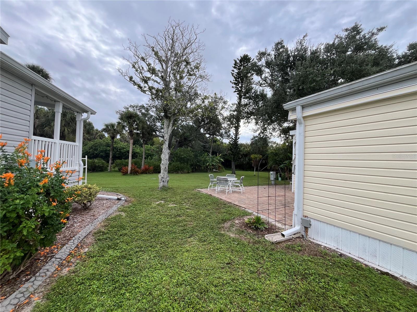 623 CERVINA DR — photo 6