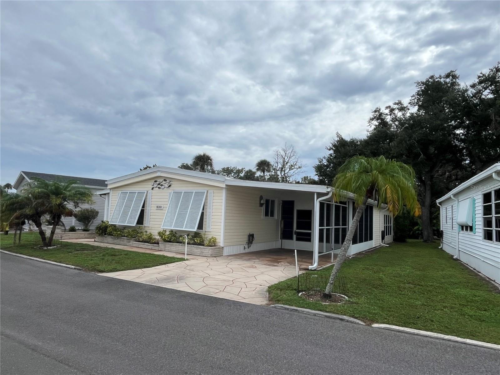 623 CERVINA DR — photo 2