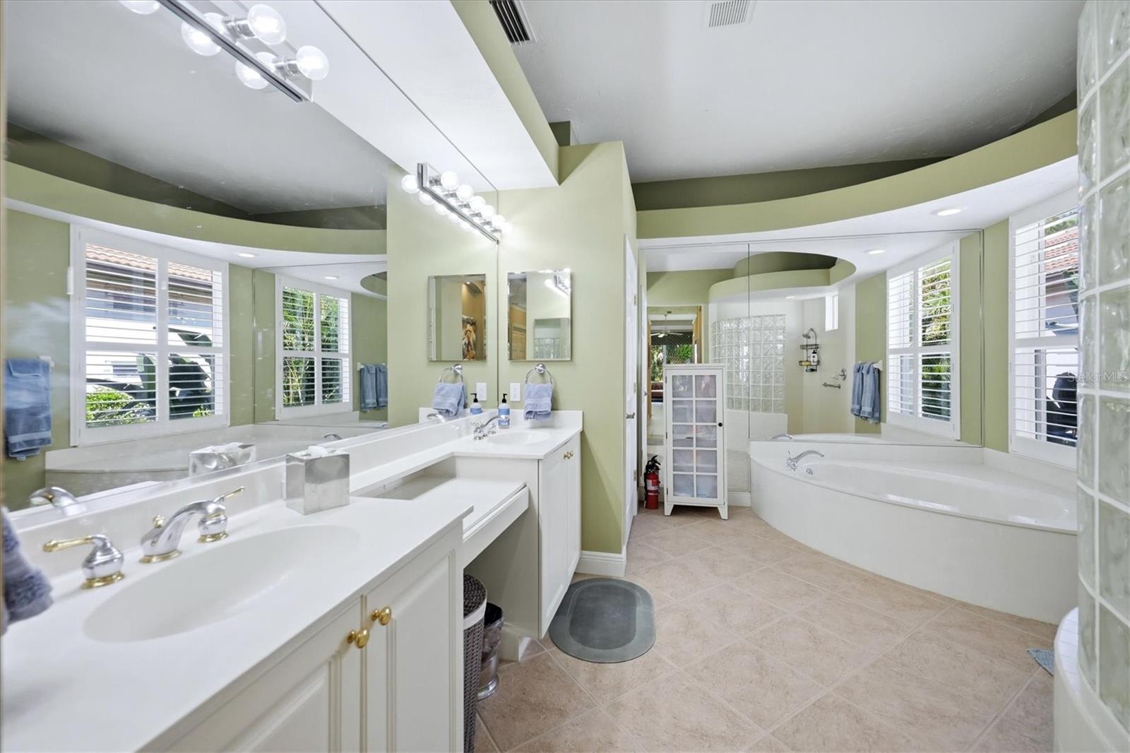 8147 ABINGDON CT — photo 20