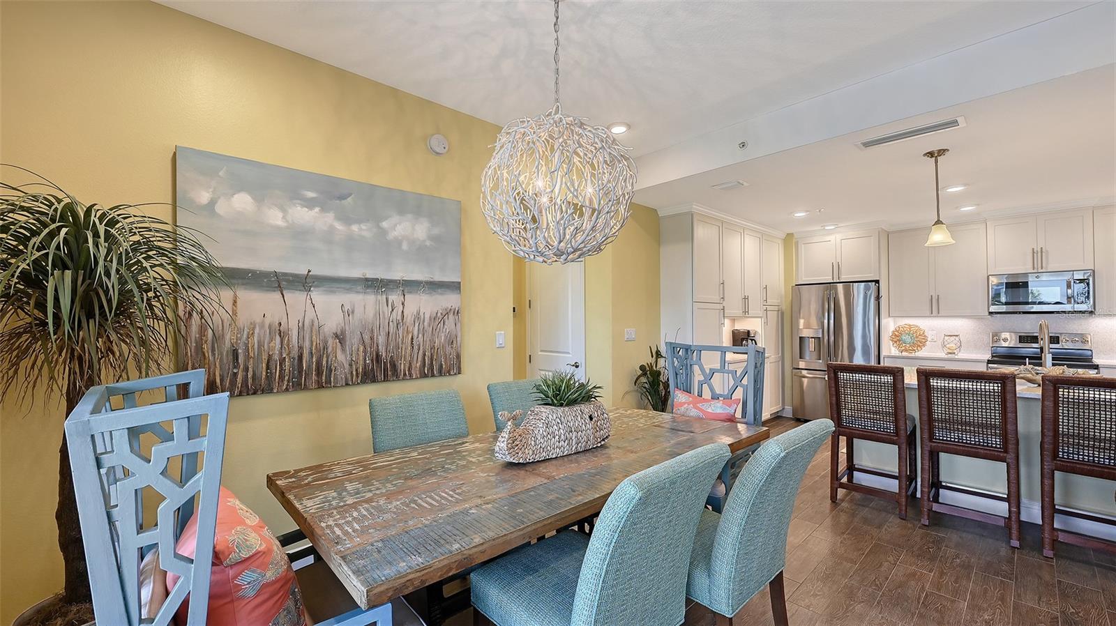388 ARUBA CIR #201 — photo 18