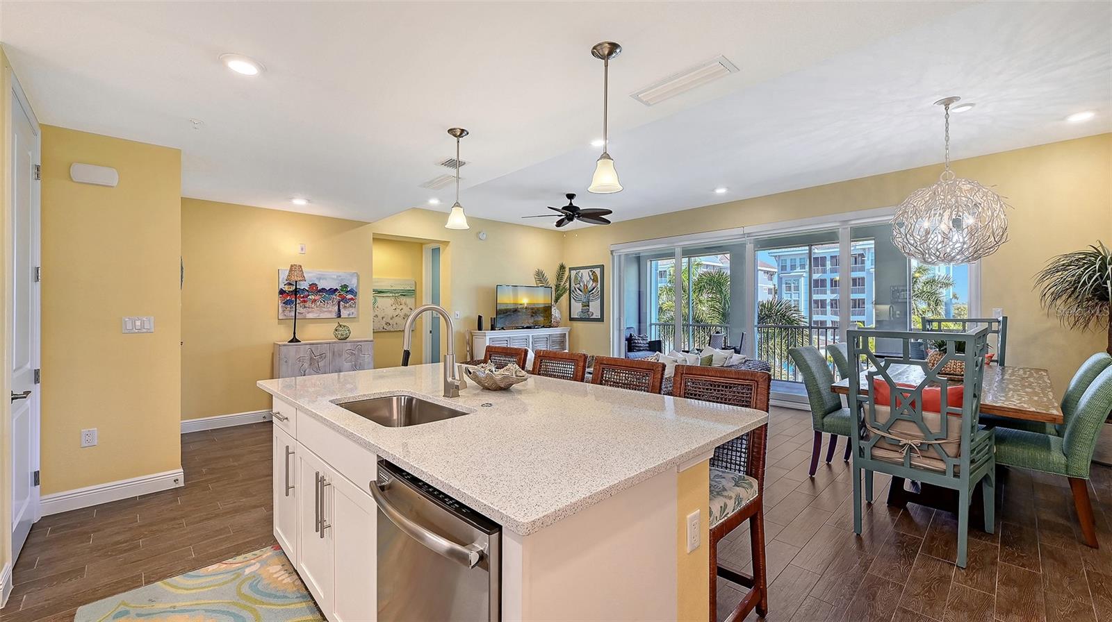 388 ARUBA CIR #201 — photo 22