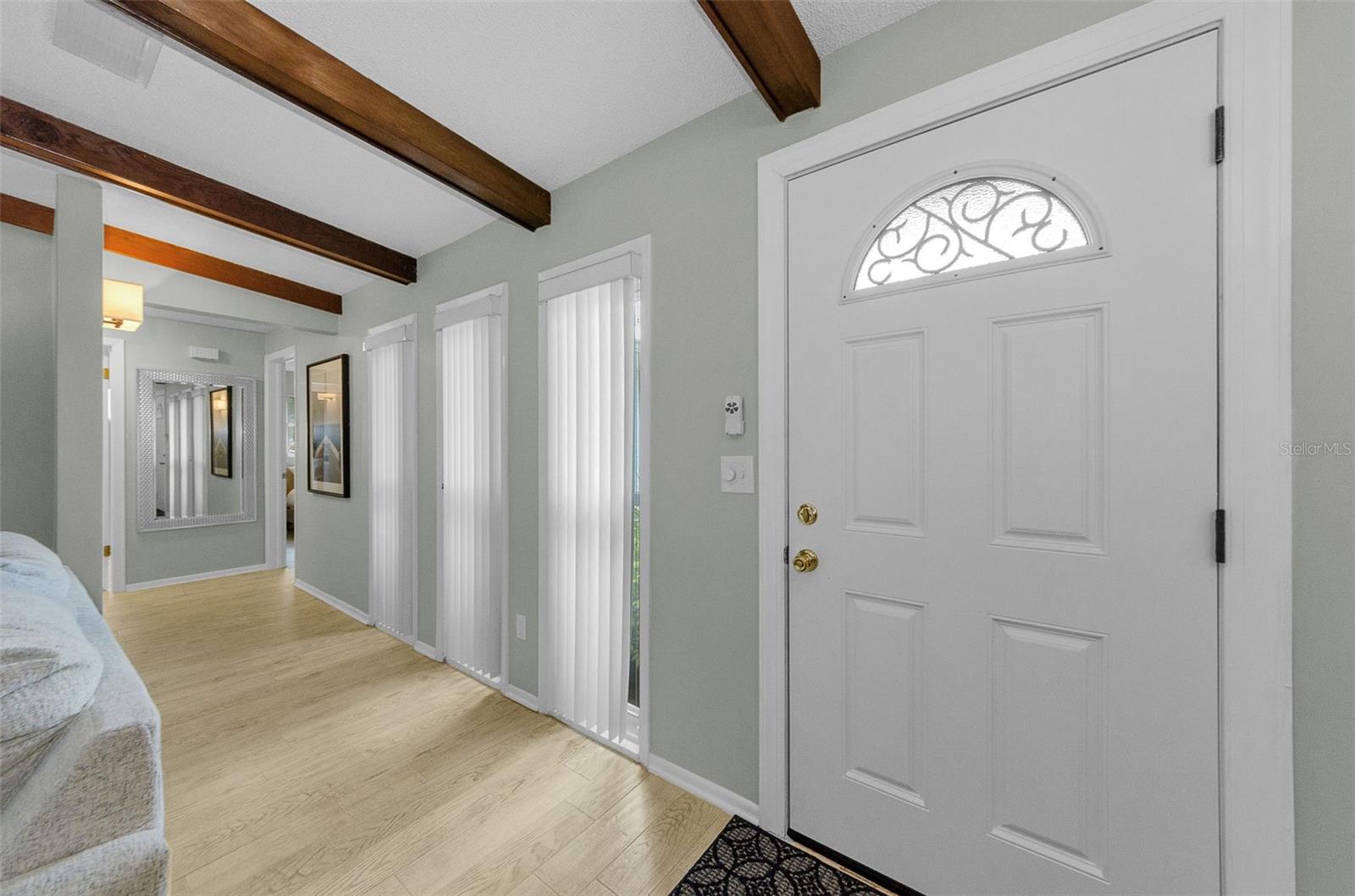 1525 RUTH RD — photo 2