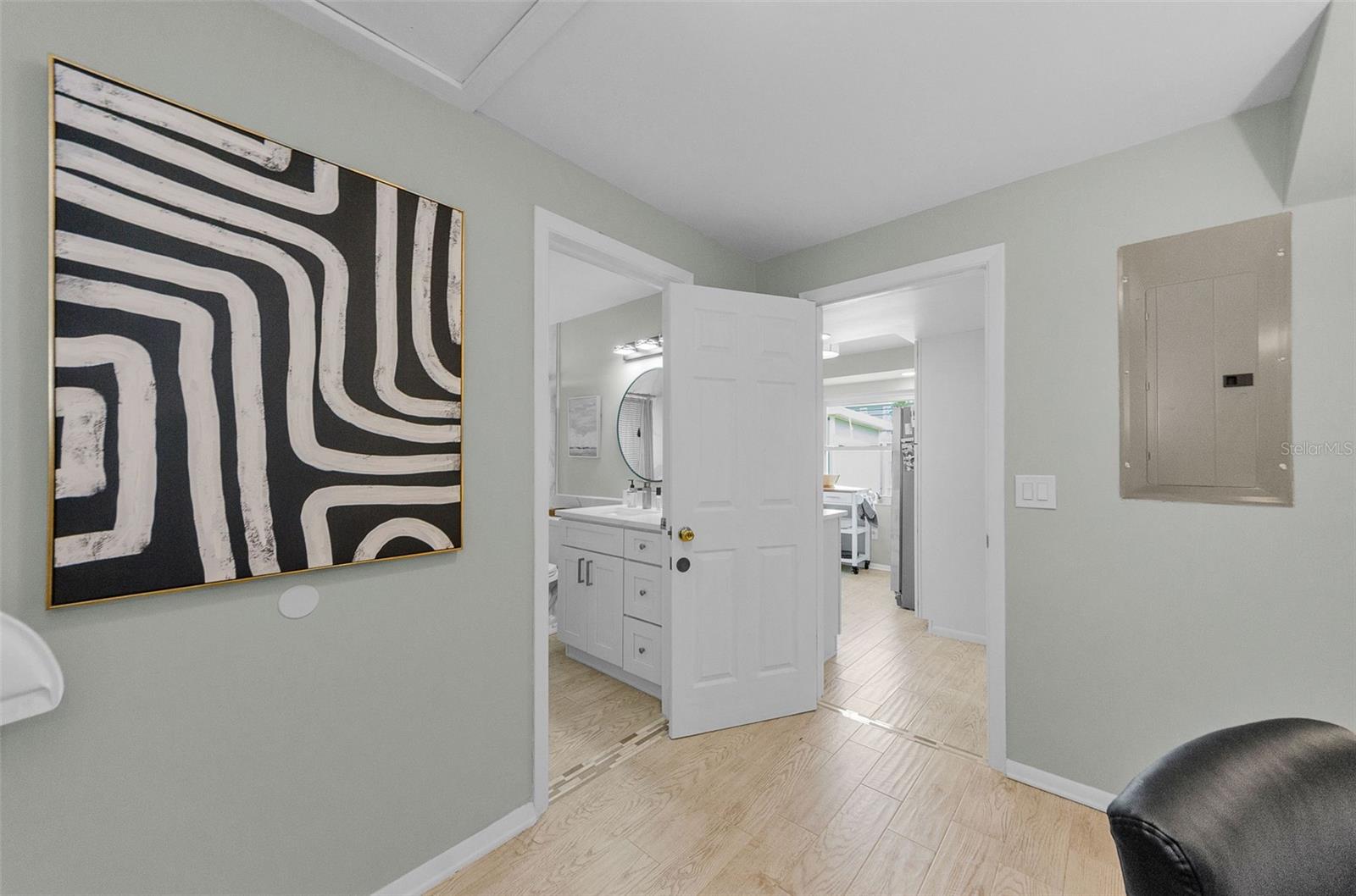 1525 RUTH RD — photo 24