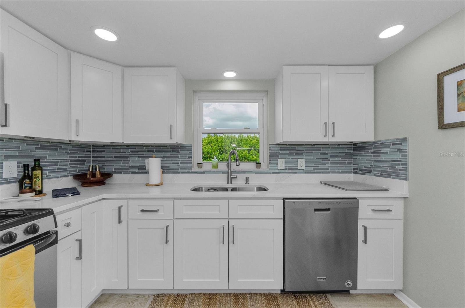 1525 RUTH RD — photo 15