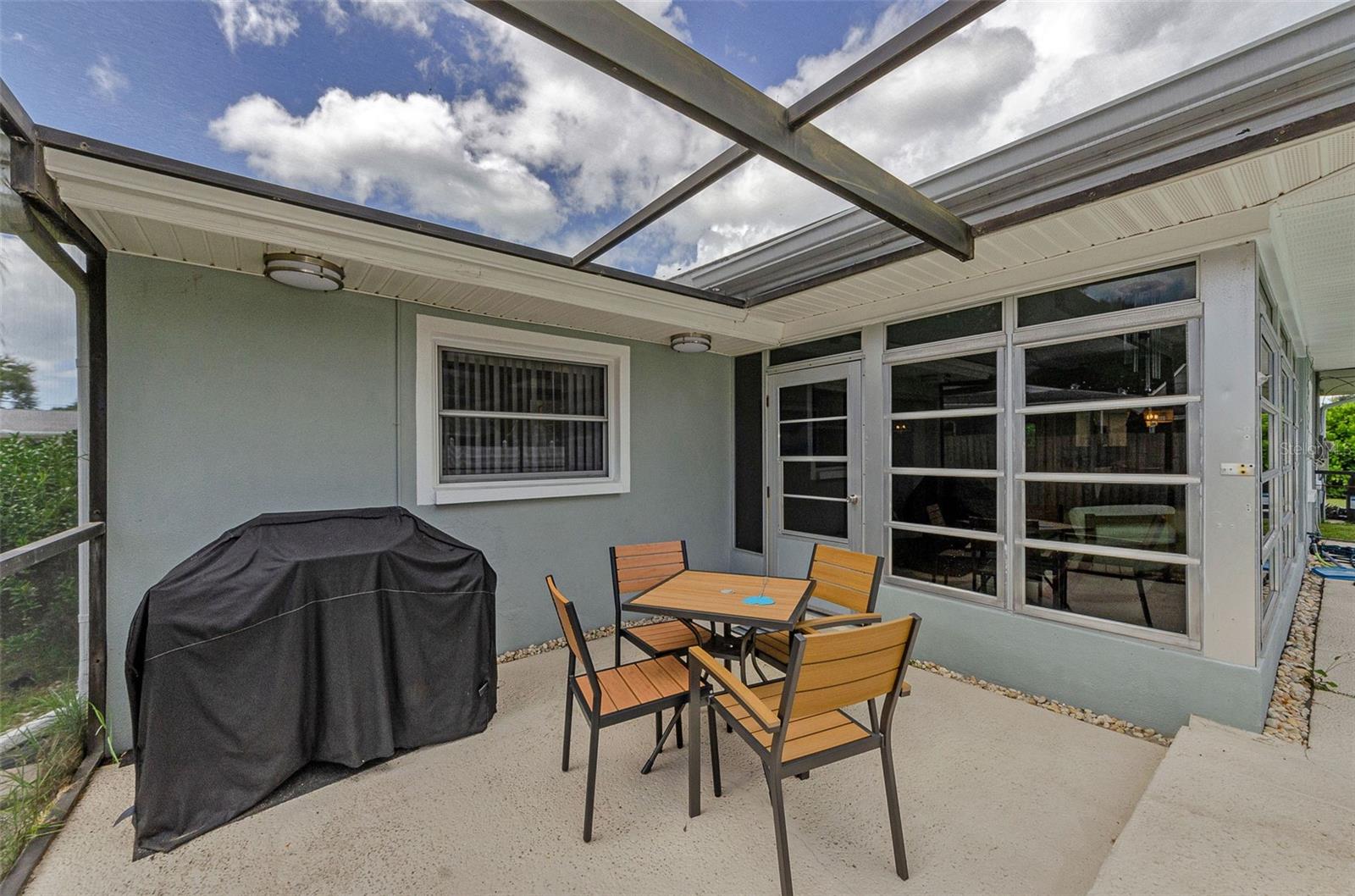 1525 RUTH RD — photo 30