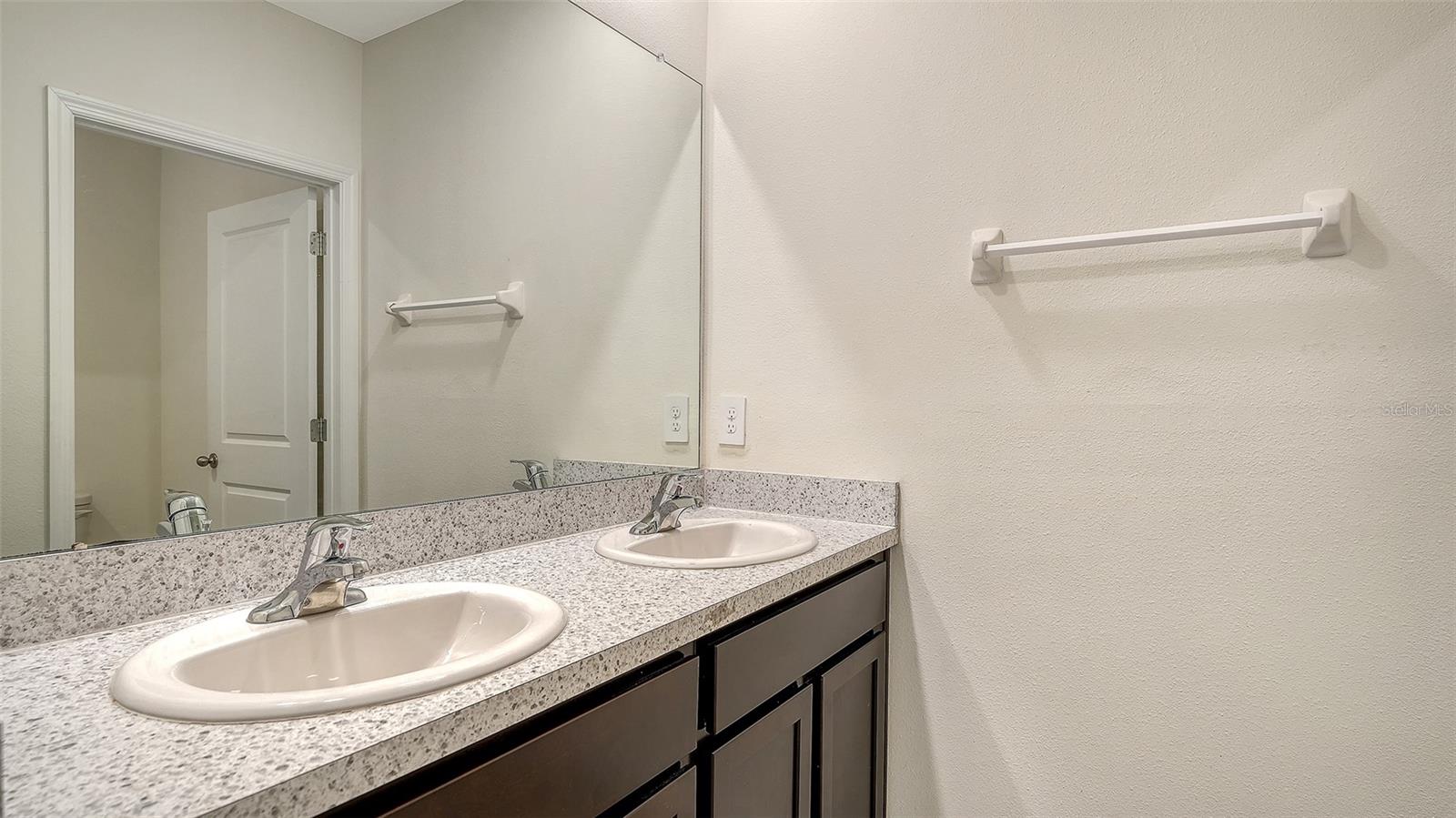 17329 RESERVA DR — photo 37