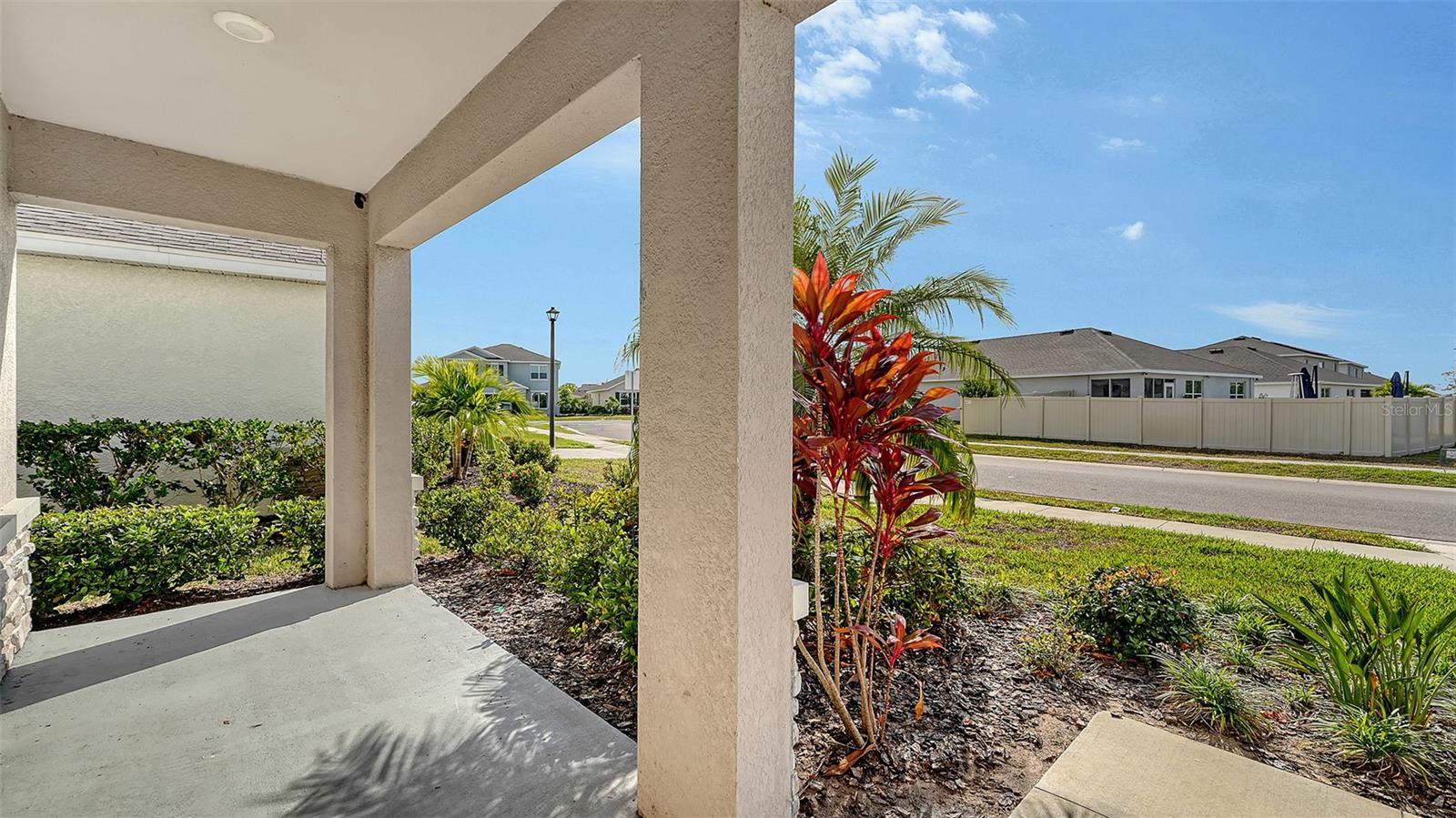 17329 RESERVA DR — photo 8