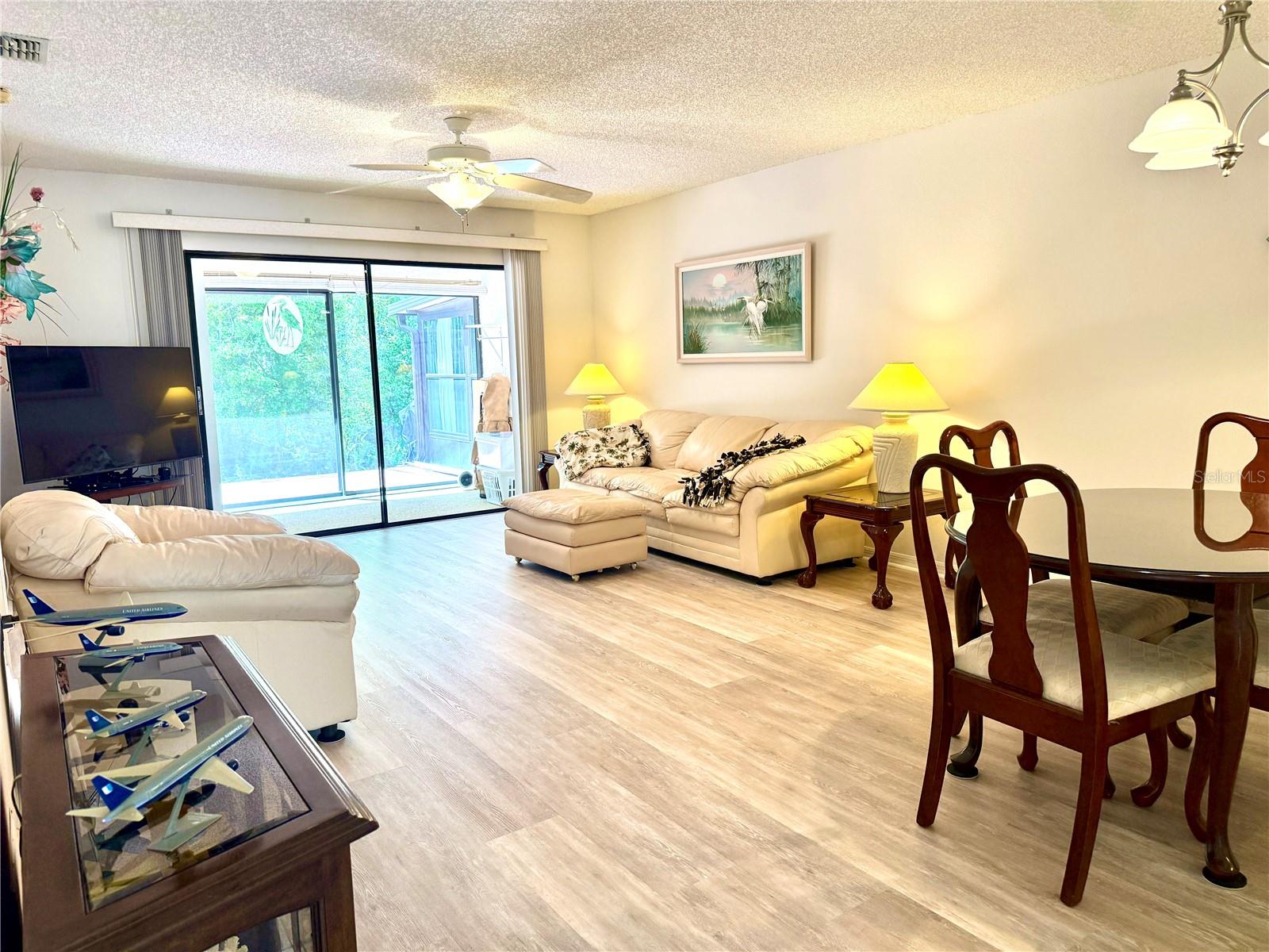 10816 LAQUINTA DR — photo 6
