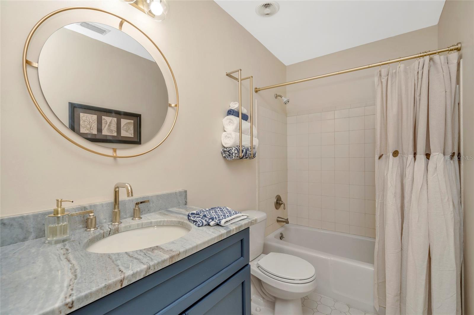 4614 DUXBERRY LN — photo 28