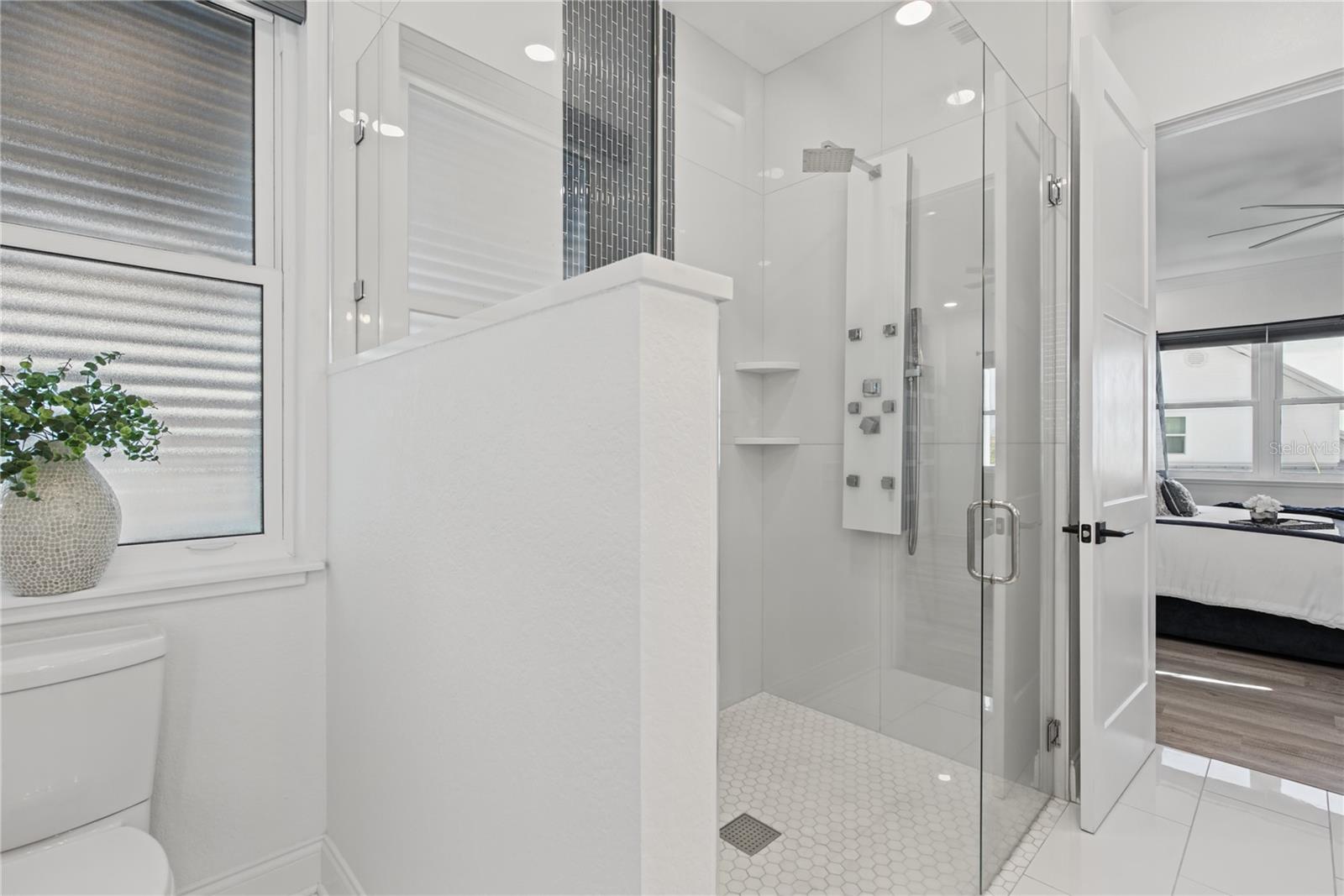 2813 KIPPS COLONY DR S — photo 43