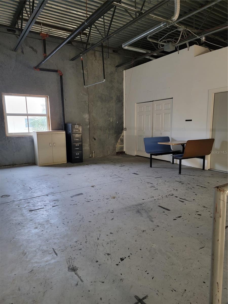 752 COMMERCE DR #14 — photo 4