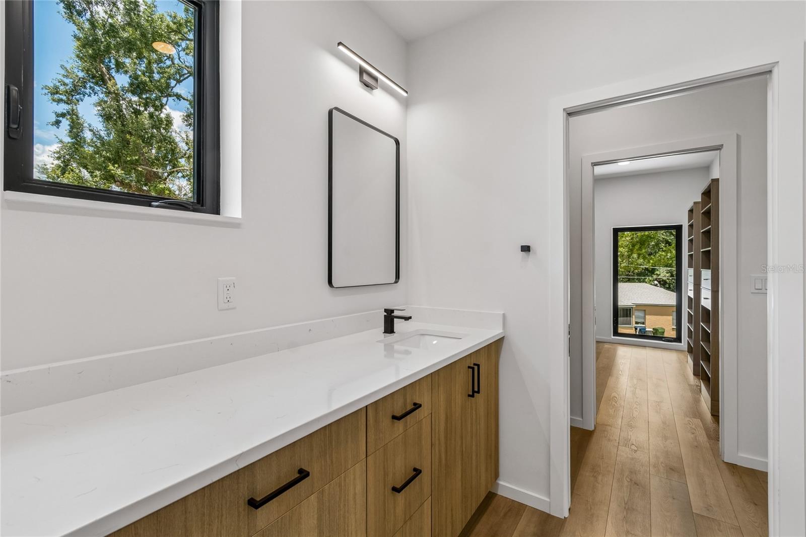 1305 HILTON PL — photo 25