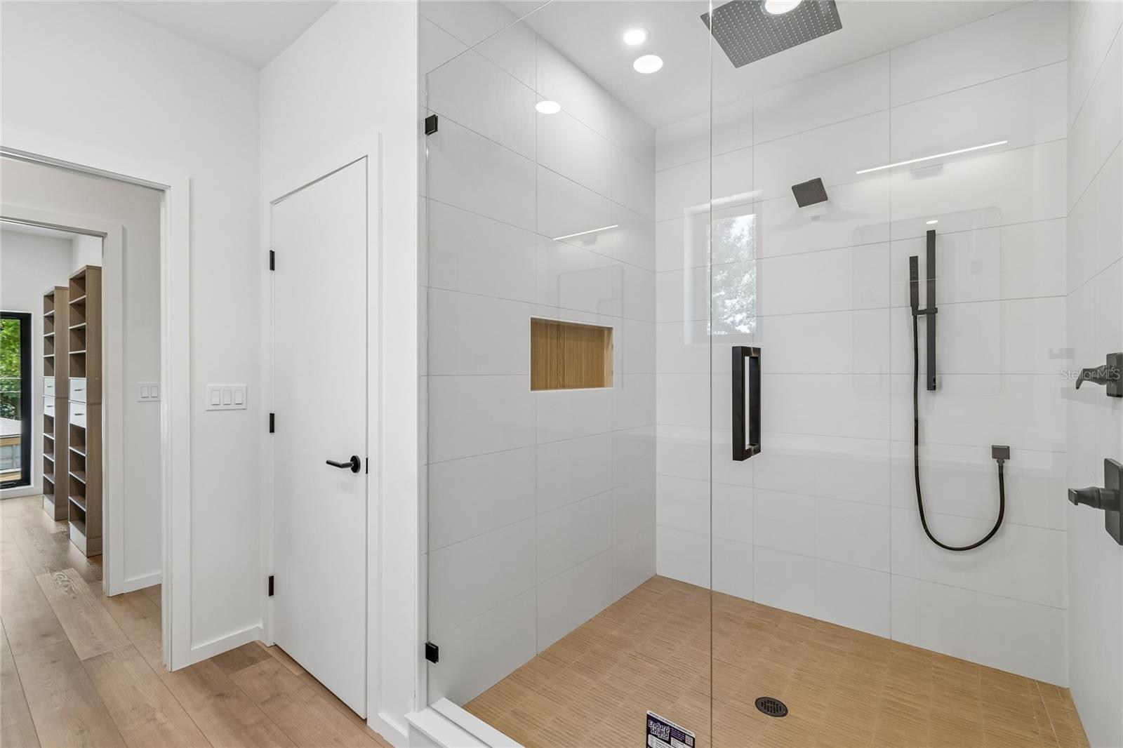 1305 HILTON PL — photo 27