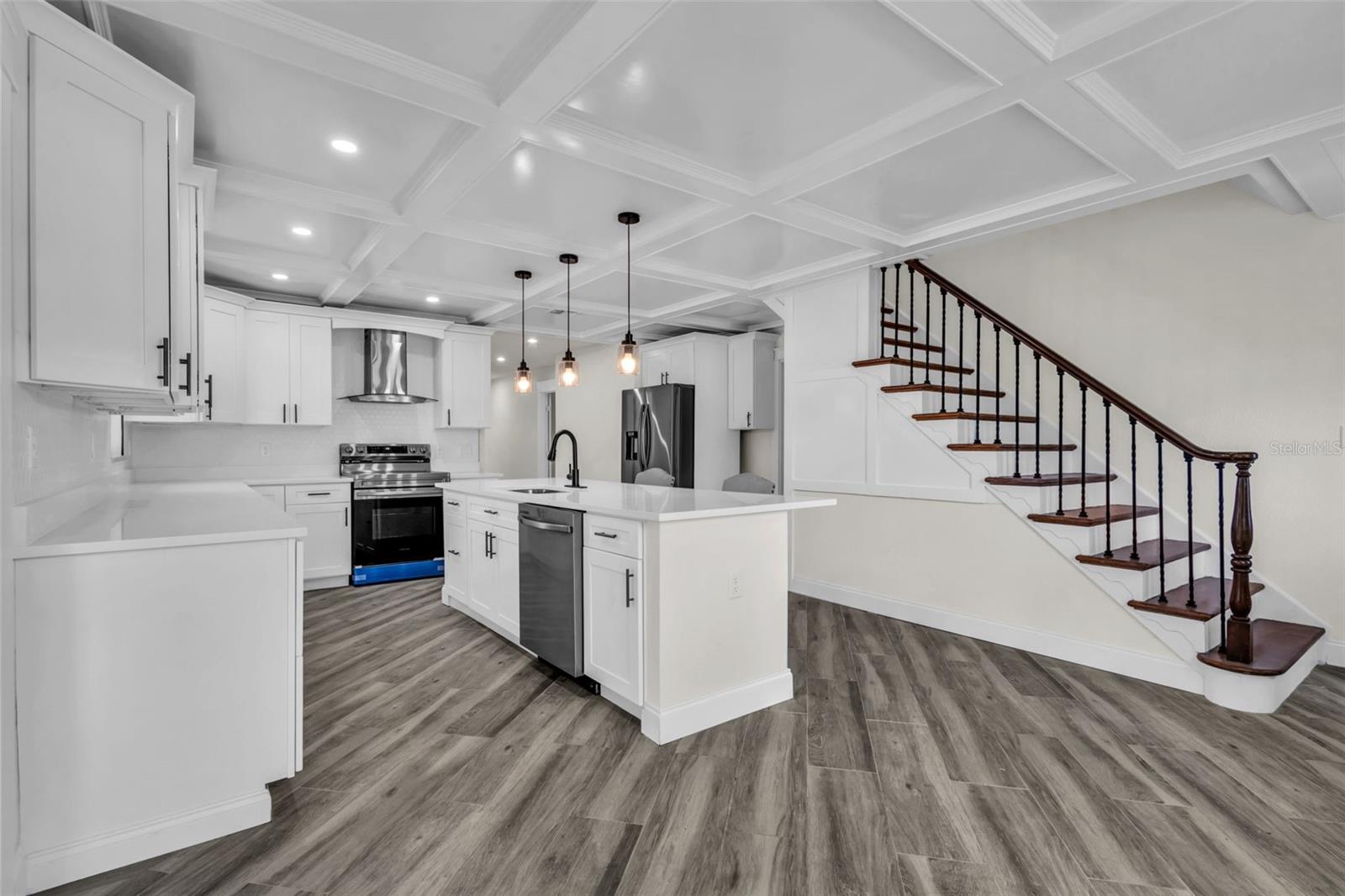 1810 MARYLAND AVE NE — photo 3