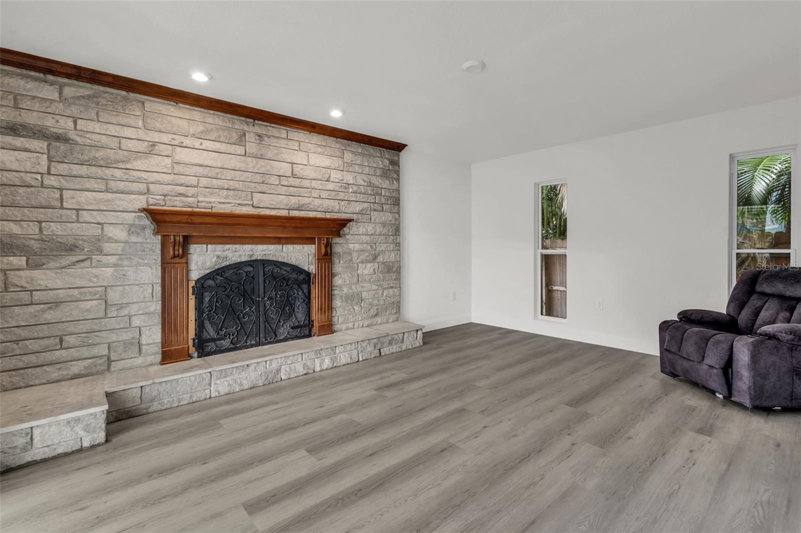 1810 MARYLAND AVE NE — photo 24