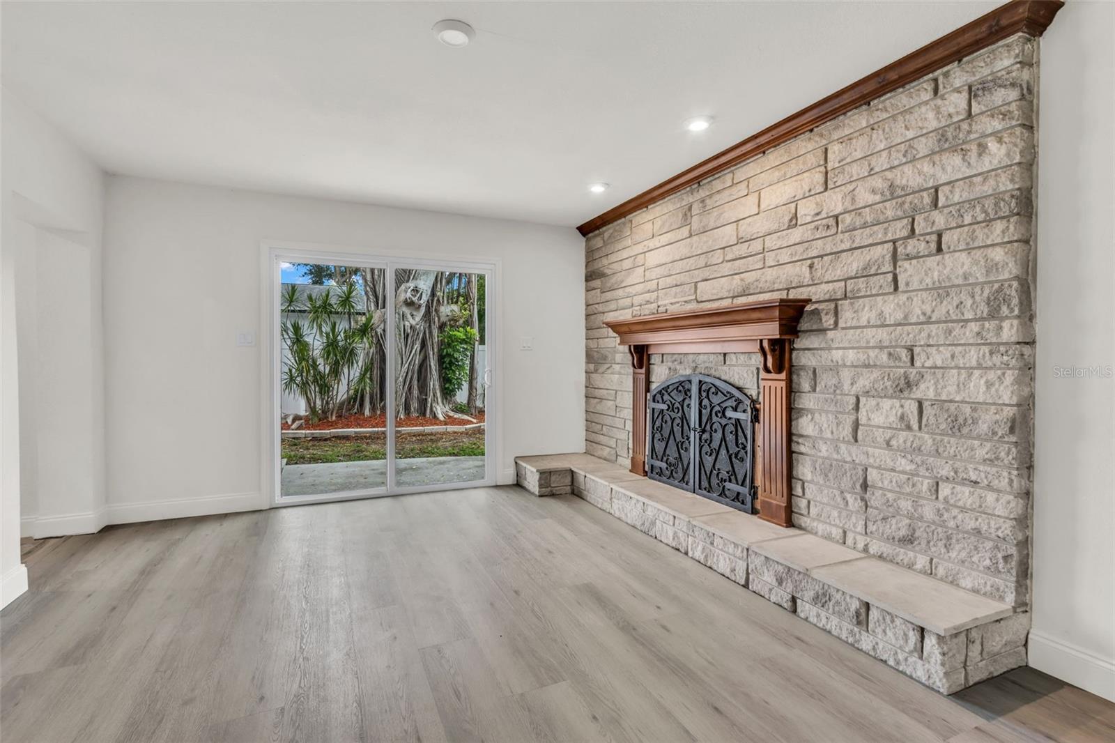 1810 MARYLAND AVE NE — photo 10
