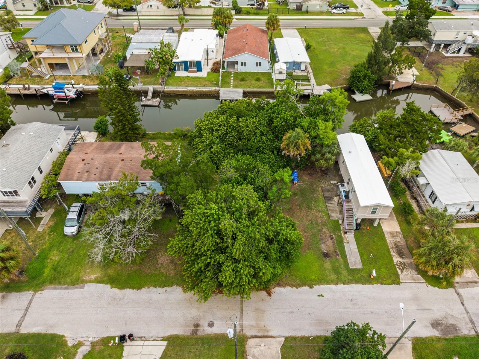 6825 ALBATROSS LN — photo 6