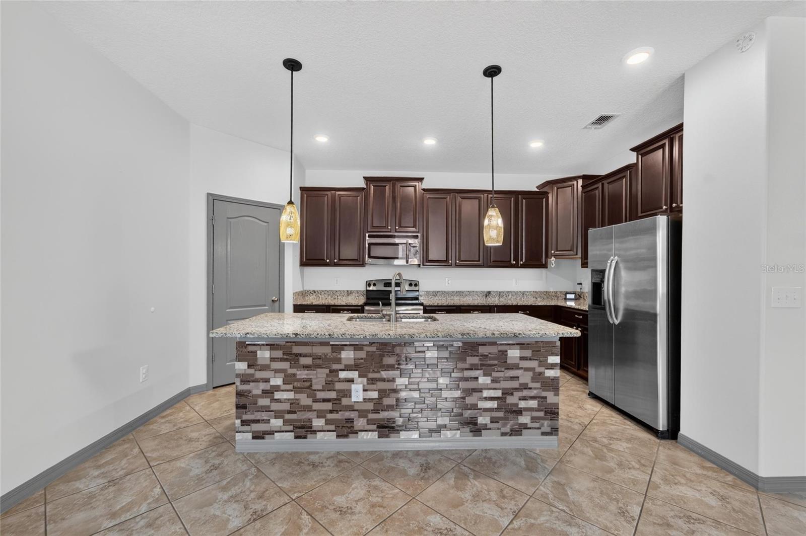 13230 WELLINGTON HILLS DR — photo 36